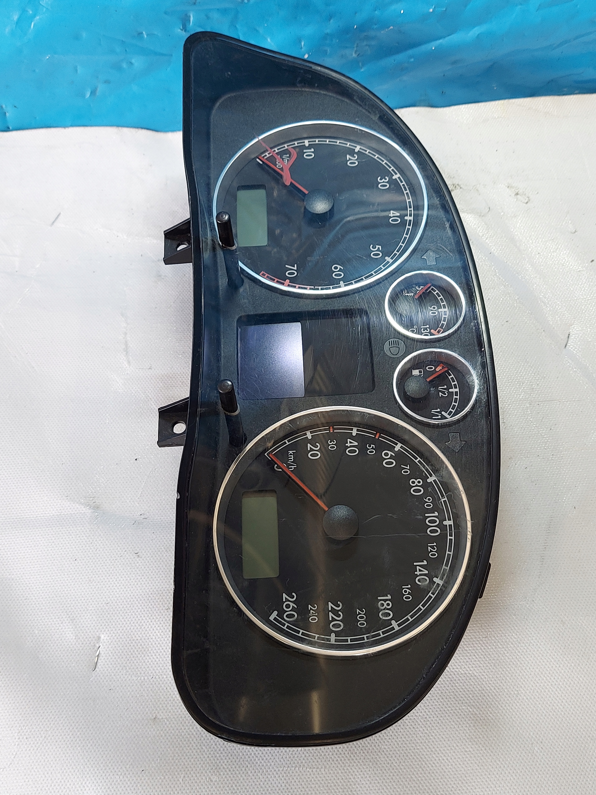 dials clock PASSAT B5 FL 1.8 T 3B0920829