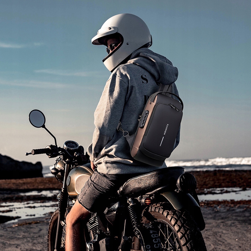 SASZETKA MĘSKA TORBA NERKA PLECAK WODOODPORNY USB Kolor wielokolorowy