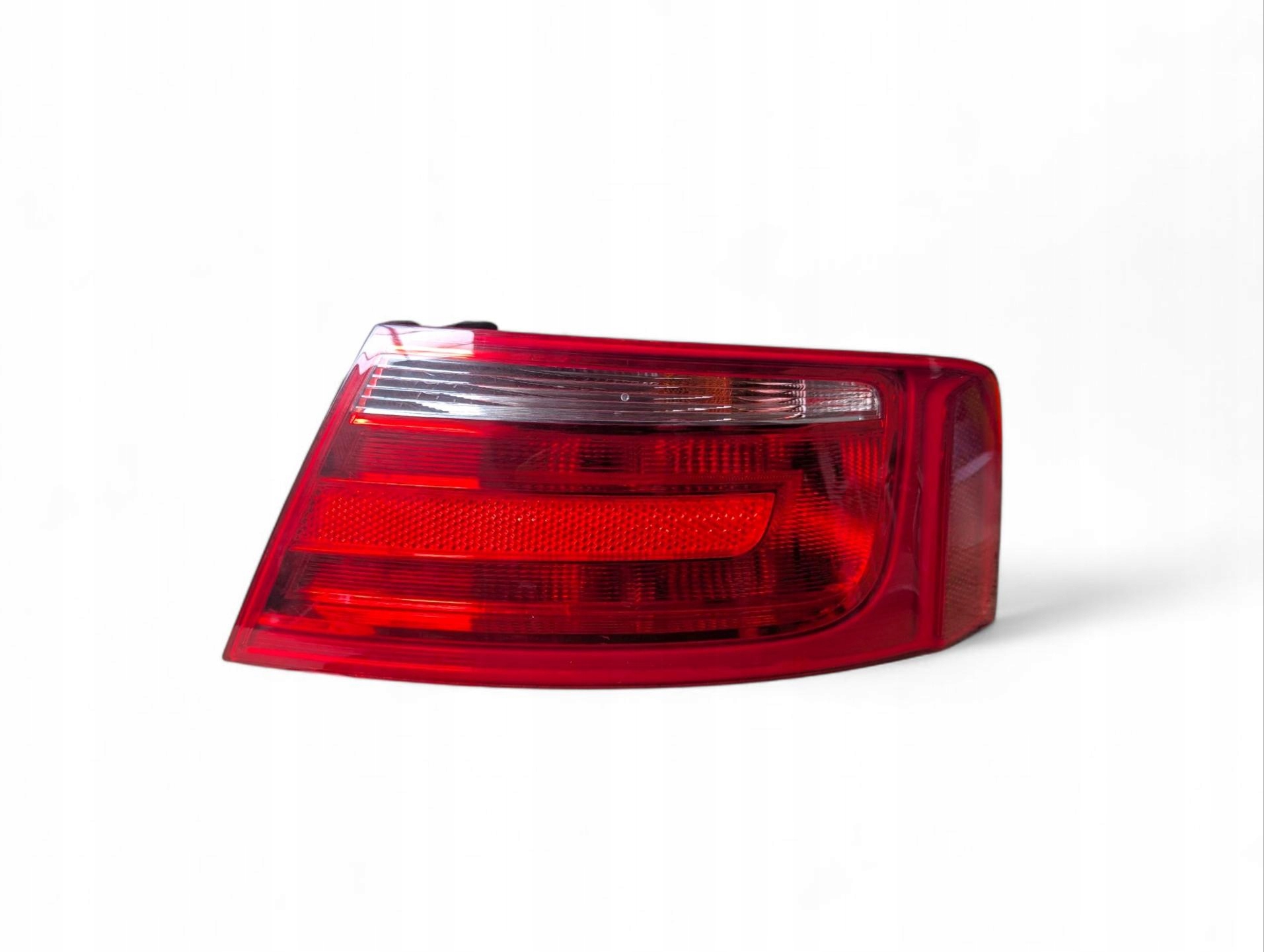 light rear right side Audi A5 8T 2007 8T0945096