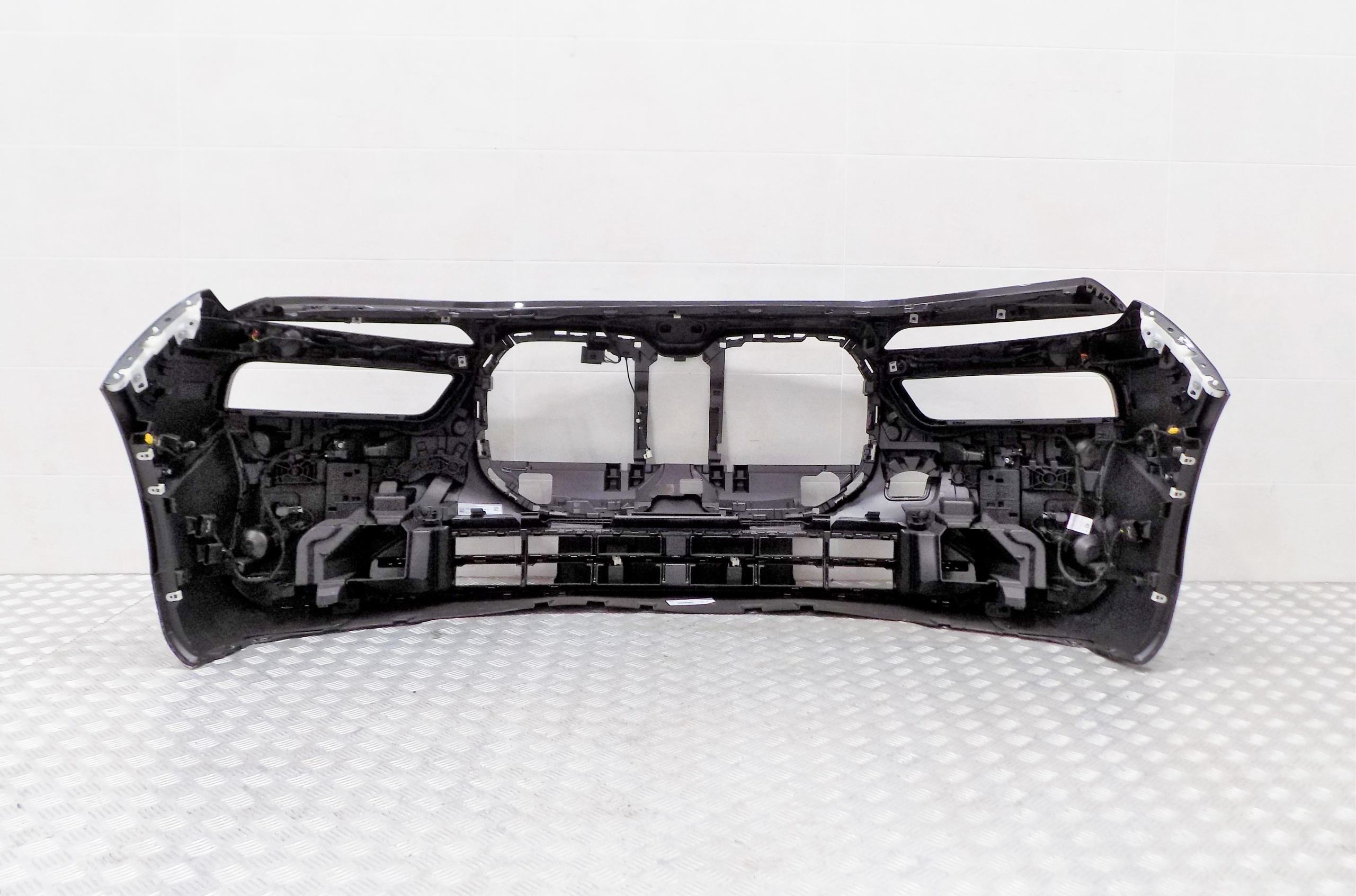 BMW 7 G70 front bumper SOPHISTOGRAU A90 6PDC