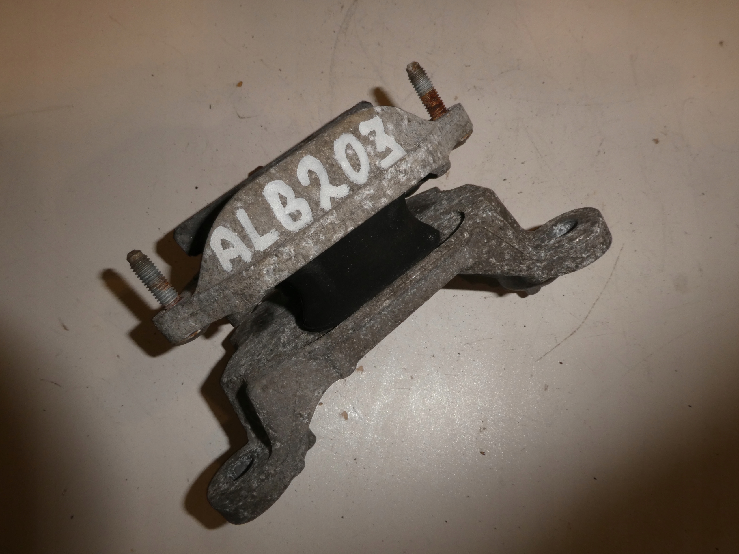 holder gearbox mounting AUDI A4 A5 8K0399115T