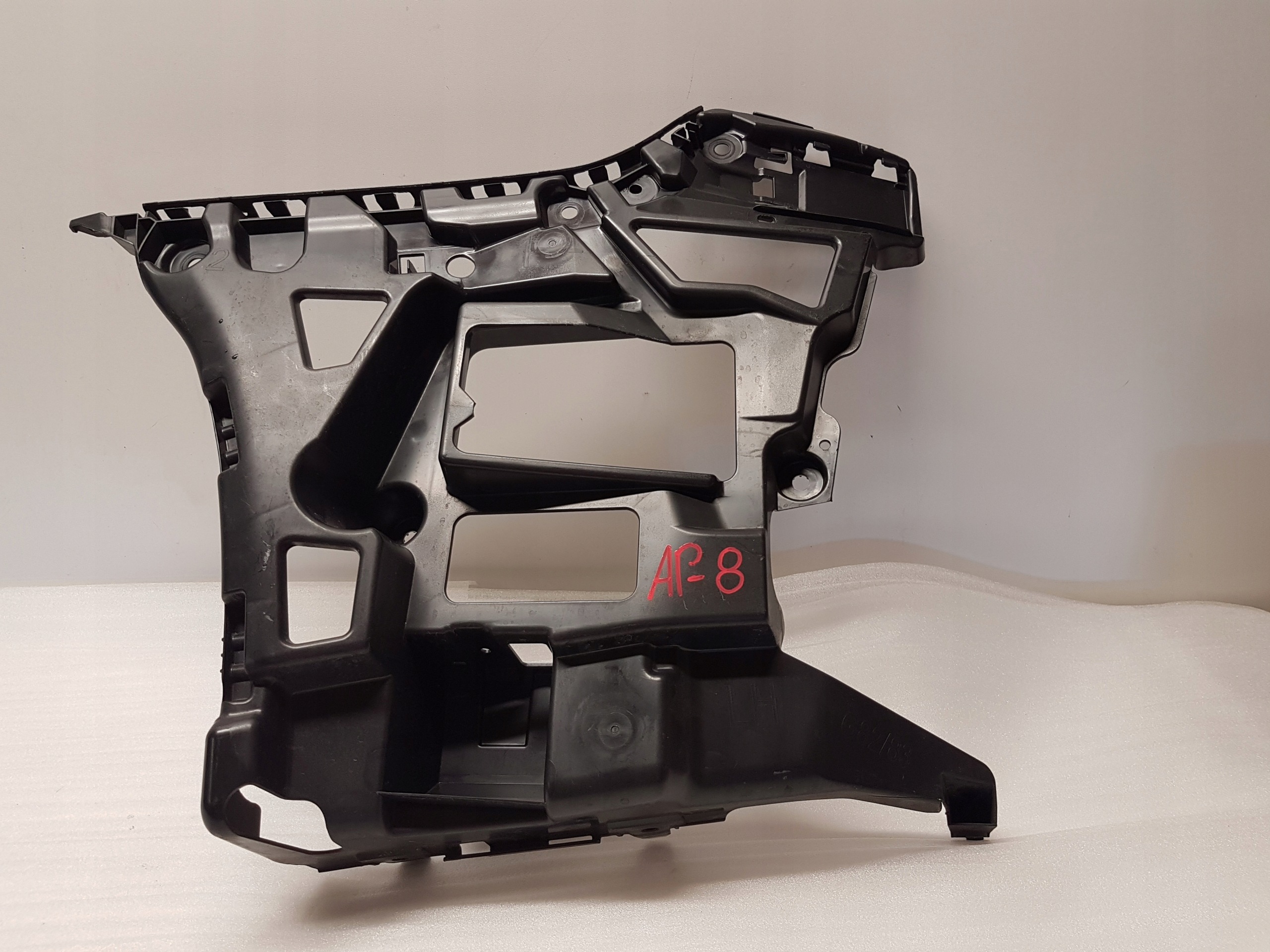 bumper bracket left rear part BMW M4 G82 M4 G83 8074727