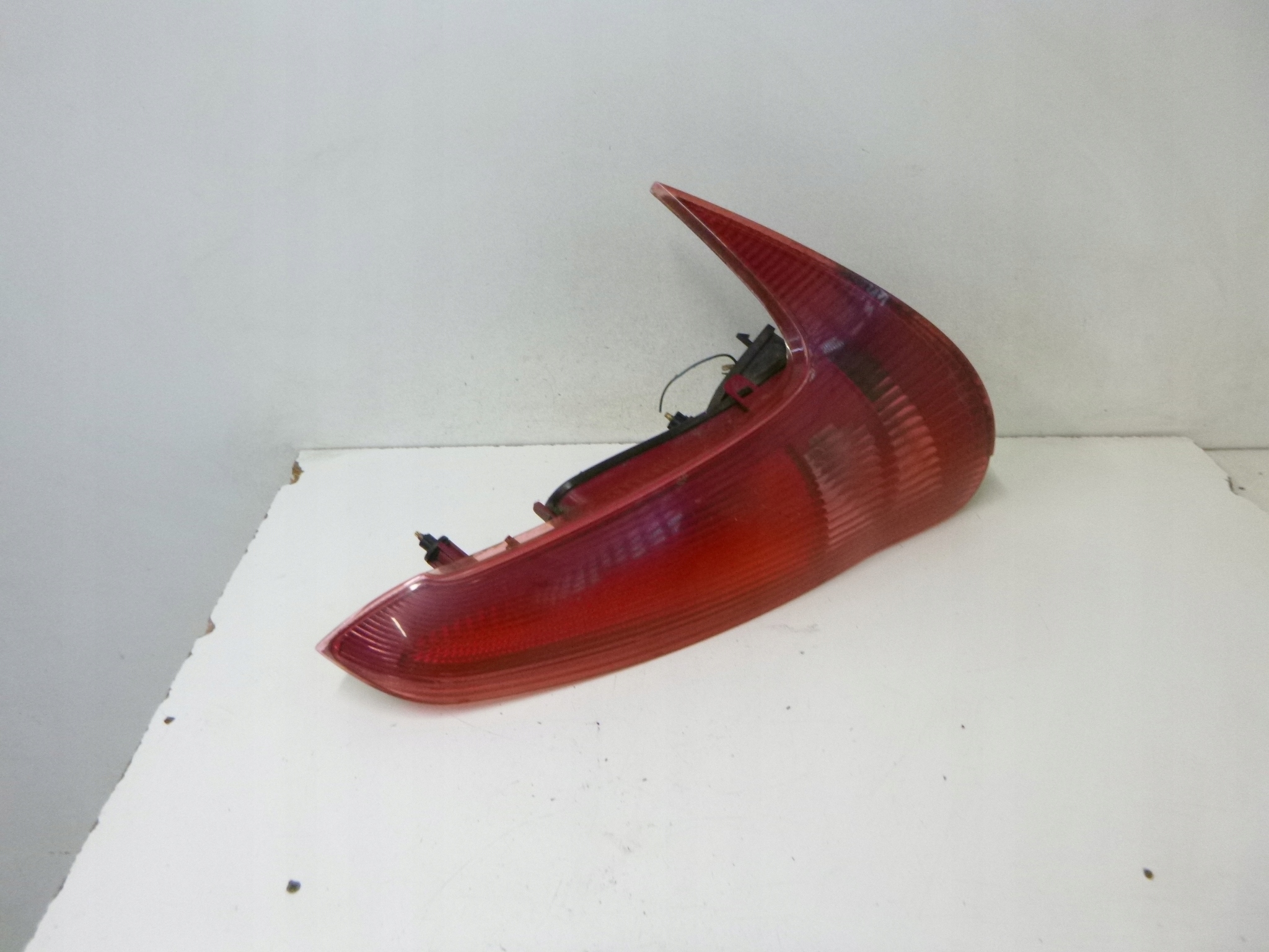 light rear Peugeot 206 SW 2002r.