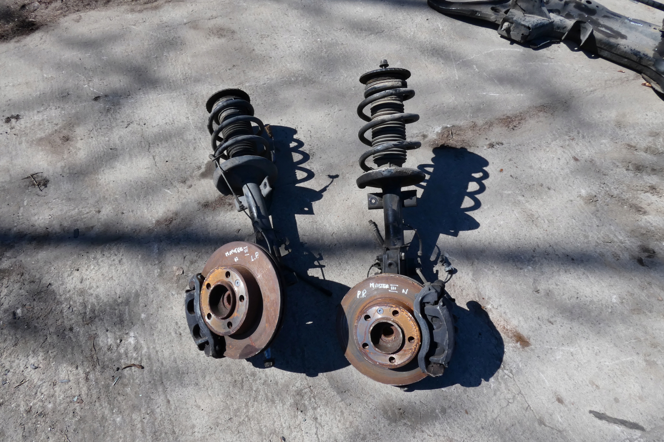 RENAULT MASTER III LIFT IV shock absorber McPherson right swing