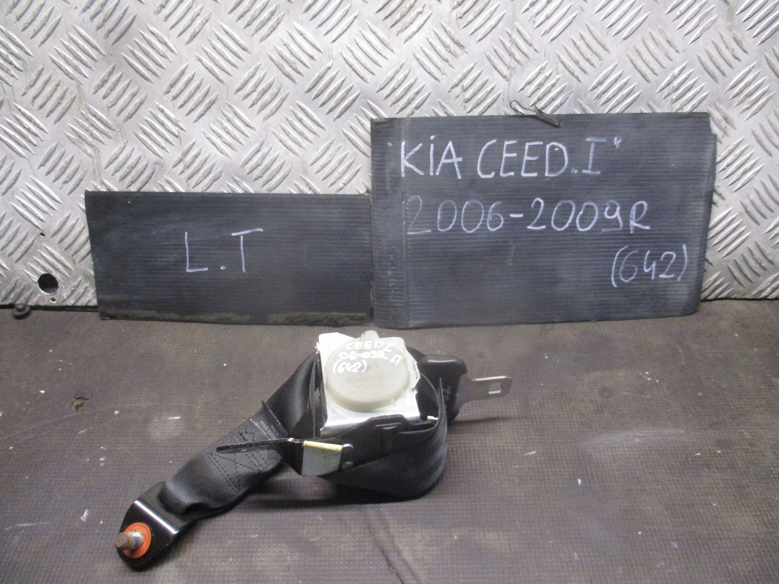ремень безопасности kia CEED II 1.4 b 16 V 06-09 r.