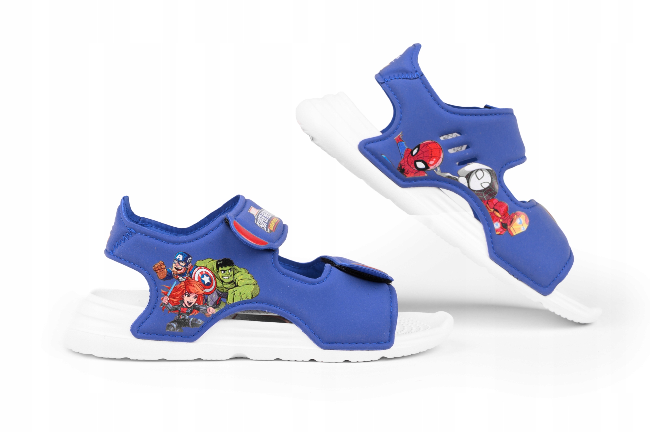 

Adidas sandały dziecięce Avengers na rzep roz.29