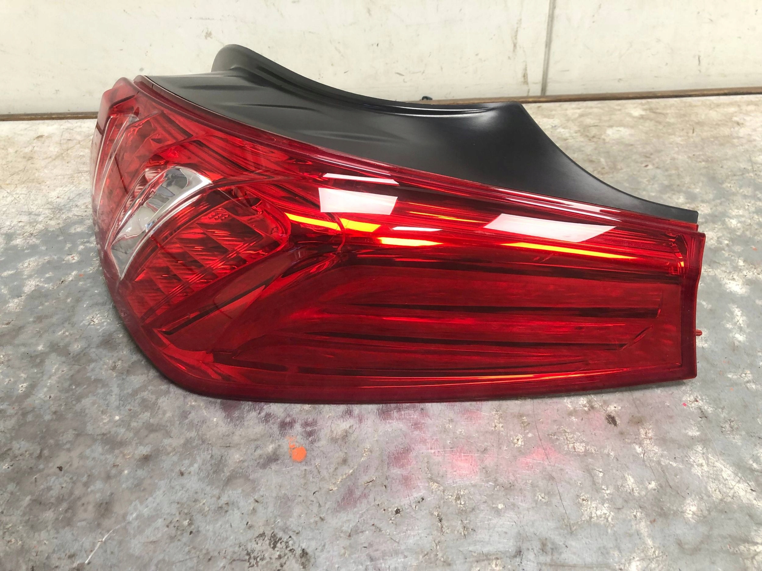light right rear part PEUGEOT 508 and 9686293680A