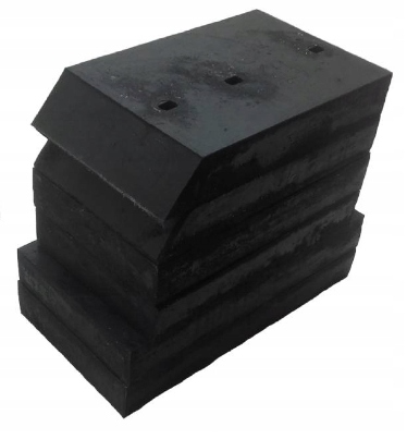 303-710-000012 - Гумовий відвал для плуга правий PRONAR 330X200X50 mm