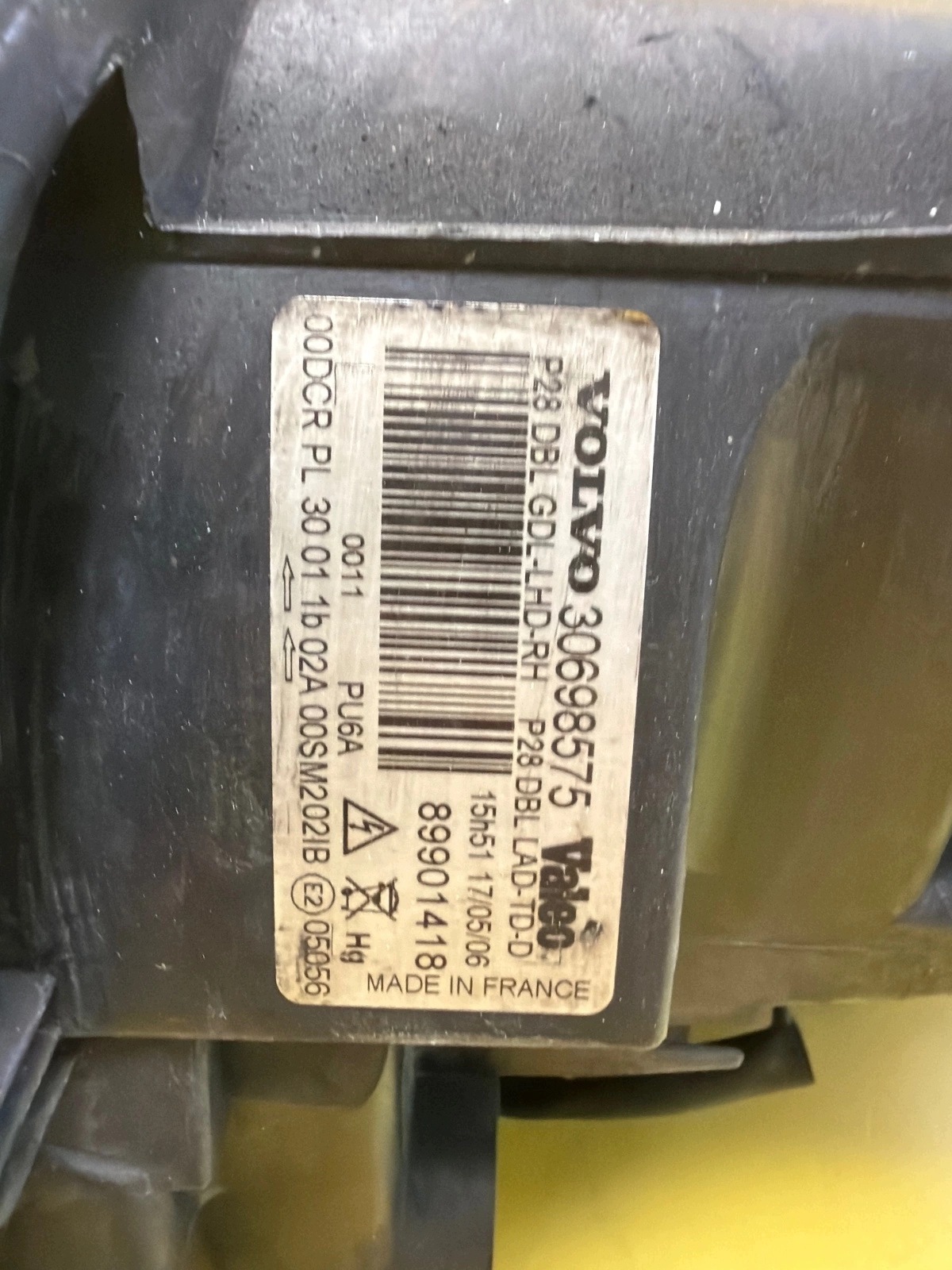 light right Volvo XC90 Xenon 2002-2015 30698575