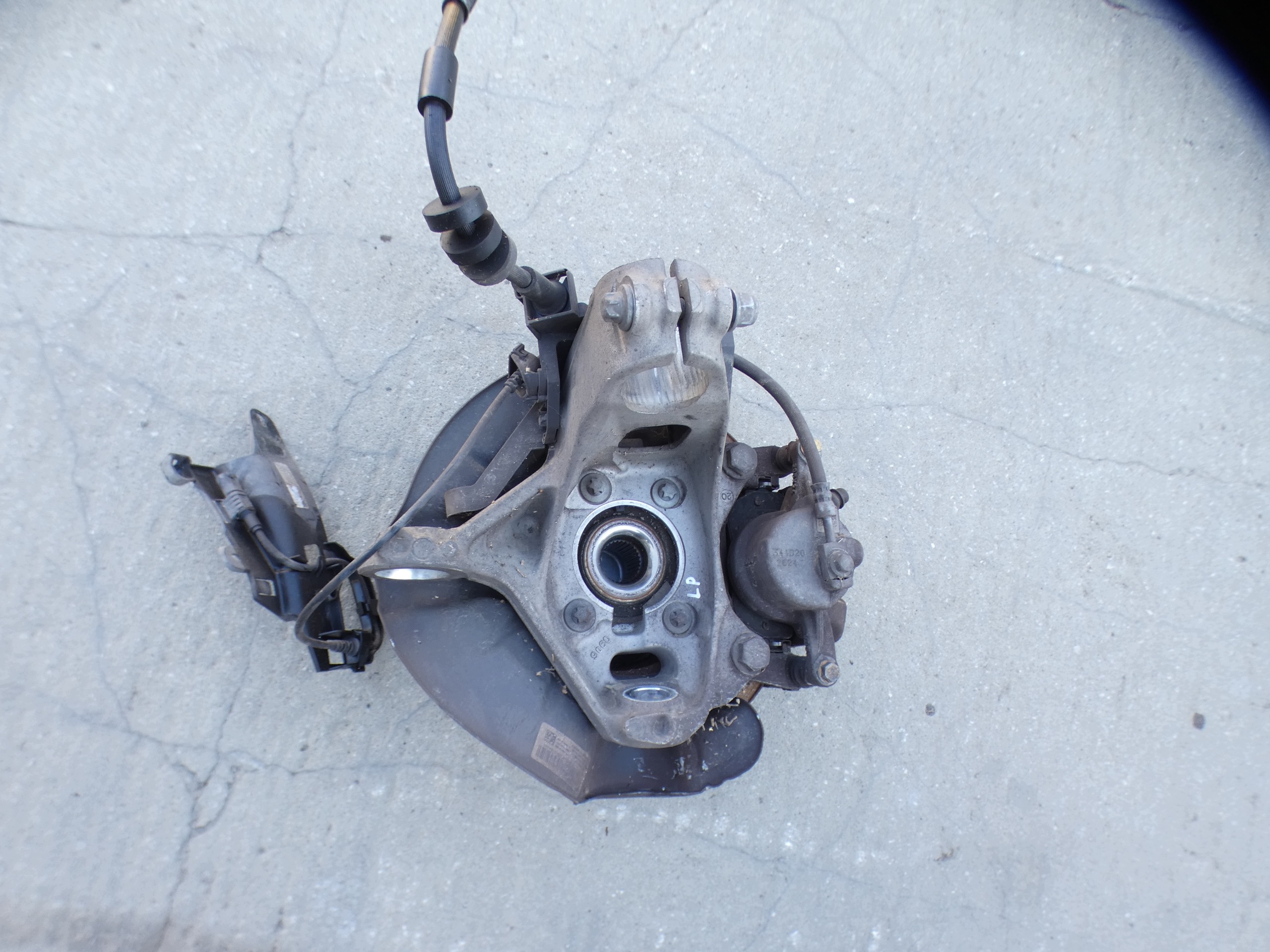 MERCEDES W177 1.3 swing of the pivot disc caliper left right