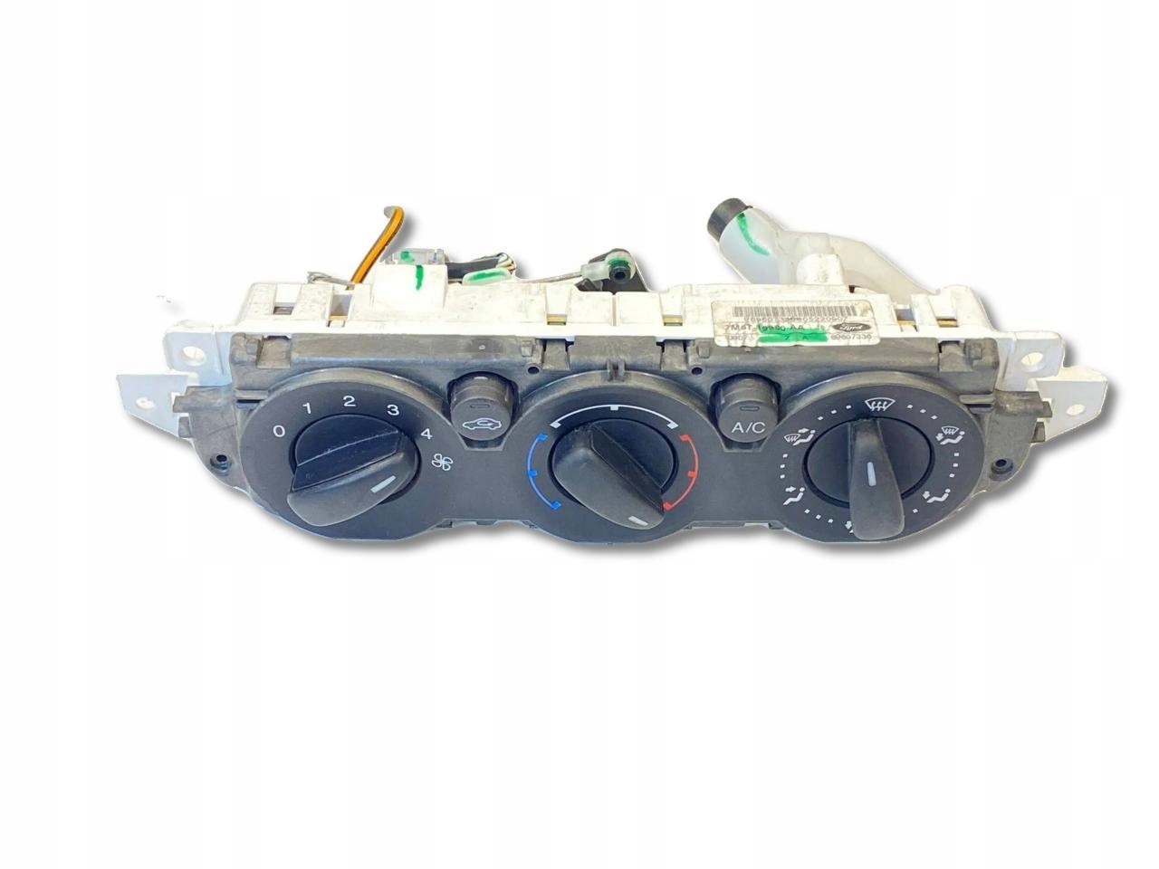 control panel of the air conditioning Ford Focus 2 2006 7M5T-19980-AA