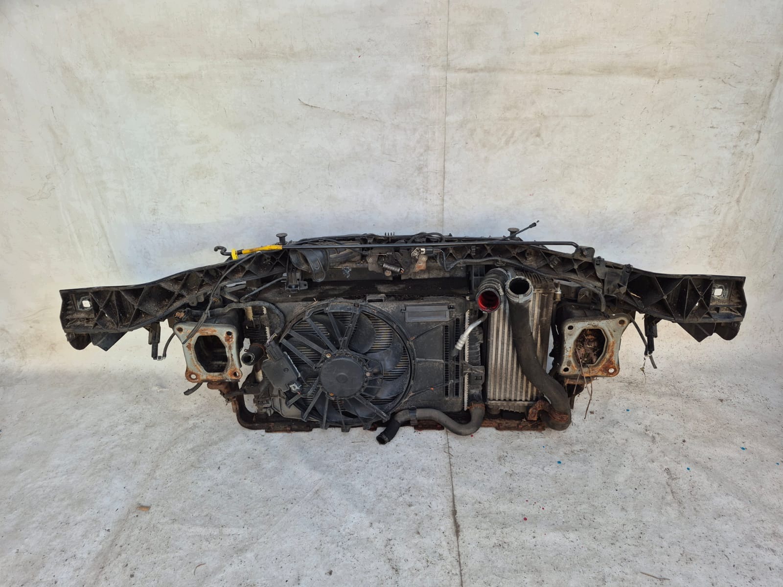FORD FOCUS MK3 11- support panel for radiators pillar iron radiator