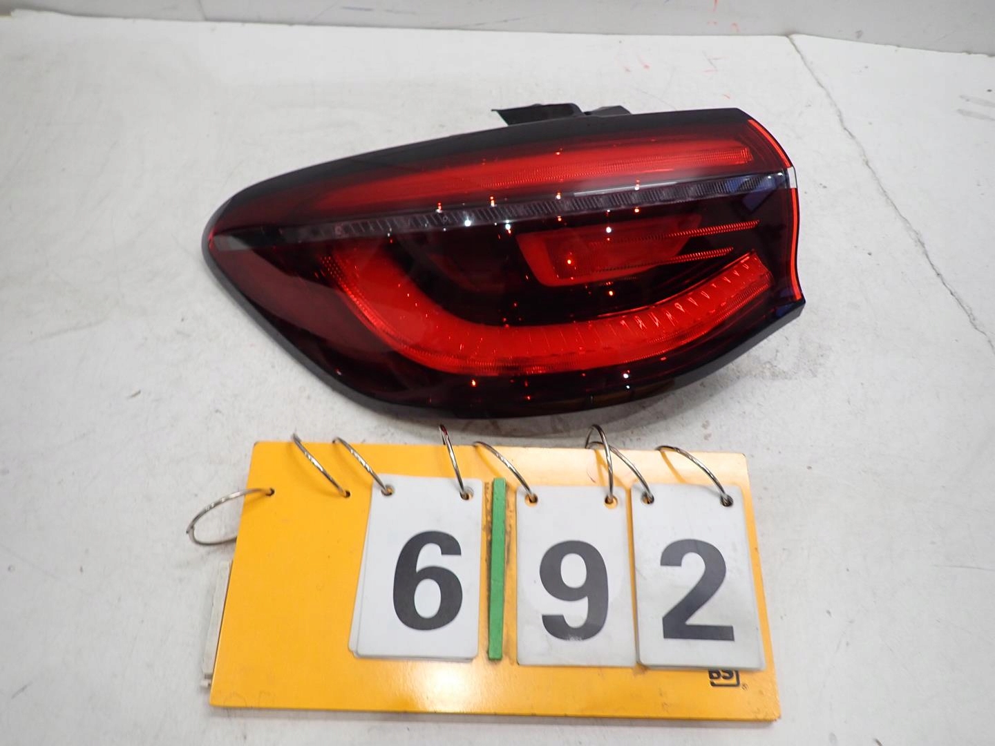 light rear part rear left MG HS EV 2018- 10851819