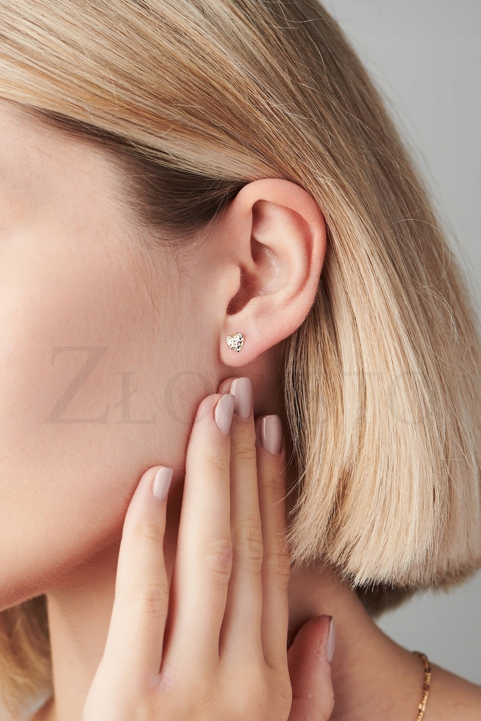 ZŁOTE KOLCZYKI SERCA SERDUSZKA DIAMENTOWANE 585 NA PREZENT Kod producenta PREZENT NA WIELKANOC NA KOMUNIE NA ZAJĄCZKA