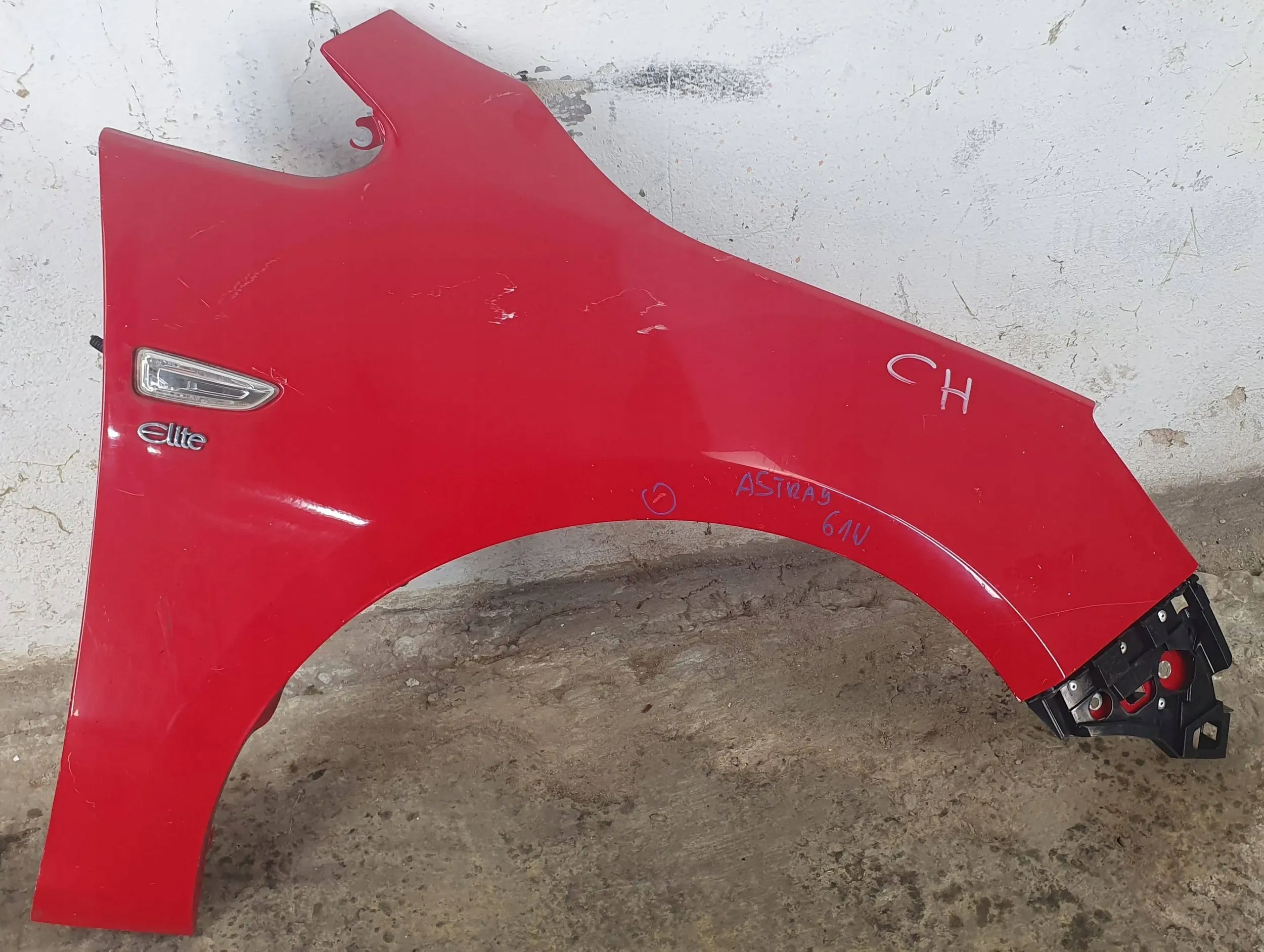 Opel Astra J 4 IV 09-15 right fender front front $