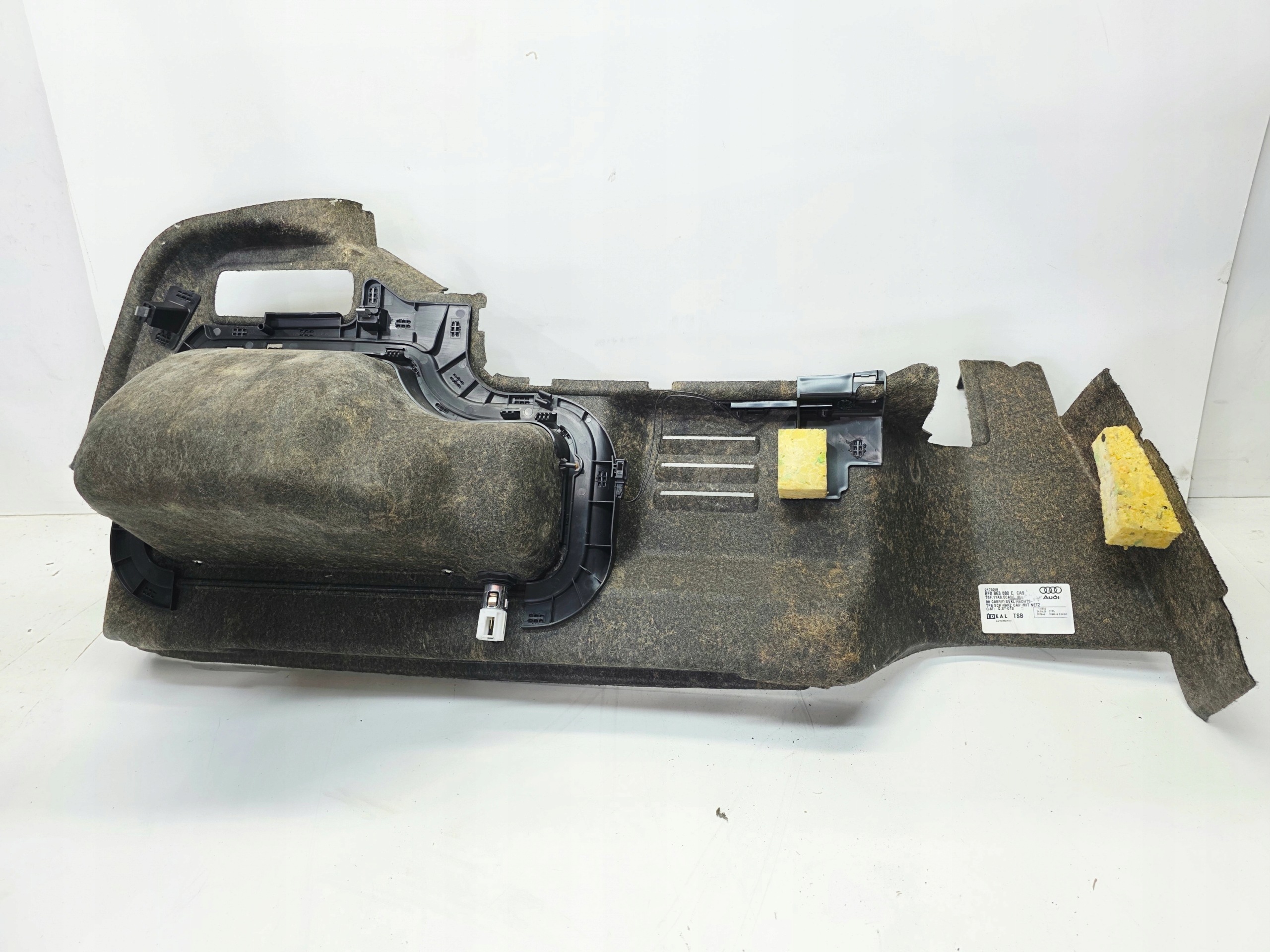 boot upholstery right rear part AUDI A5 8F CABRIO 8F0863880C CA9