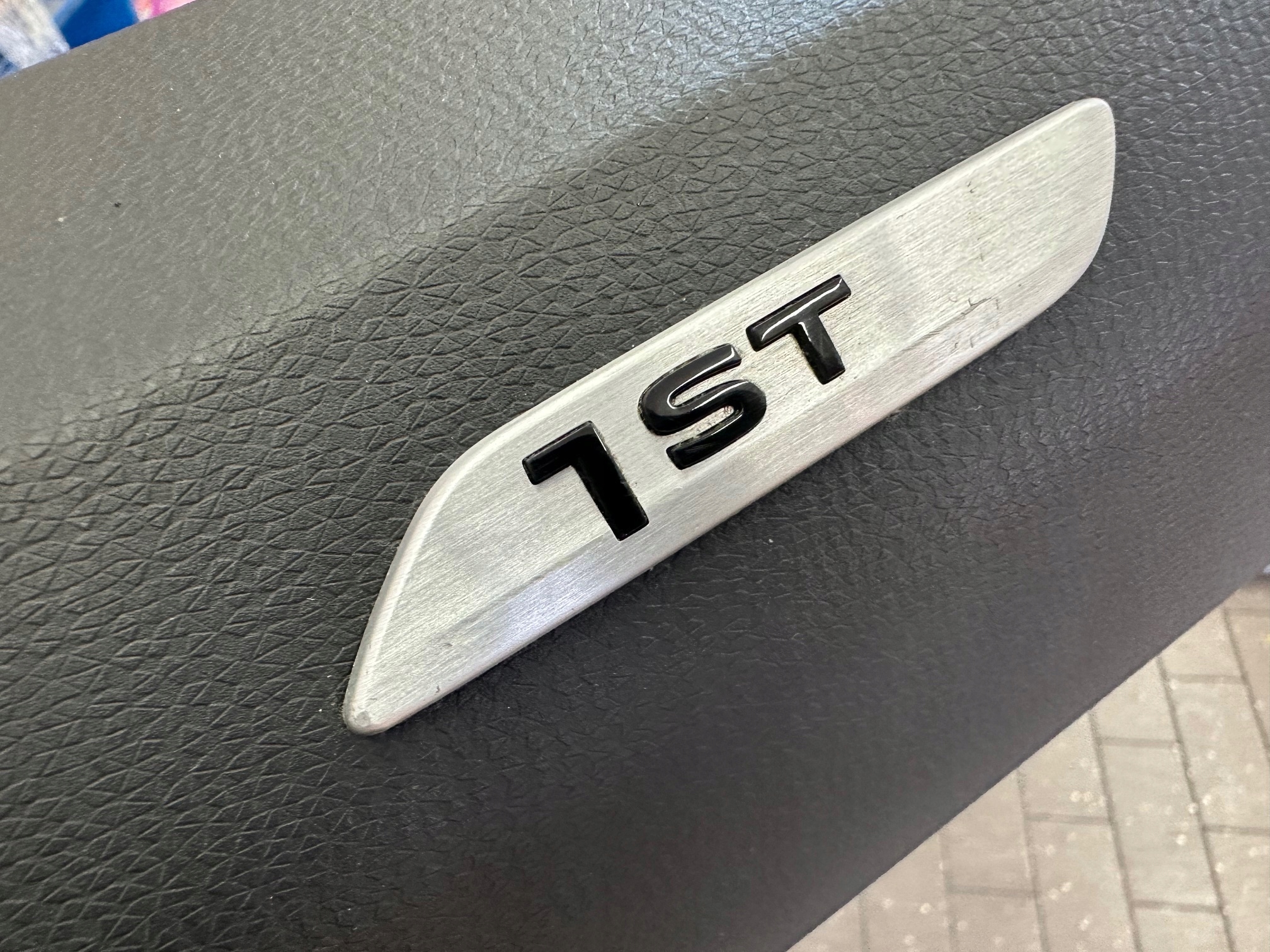 защита консоли vw id 3 ID3 10B858416C