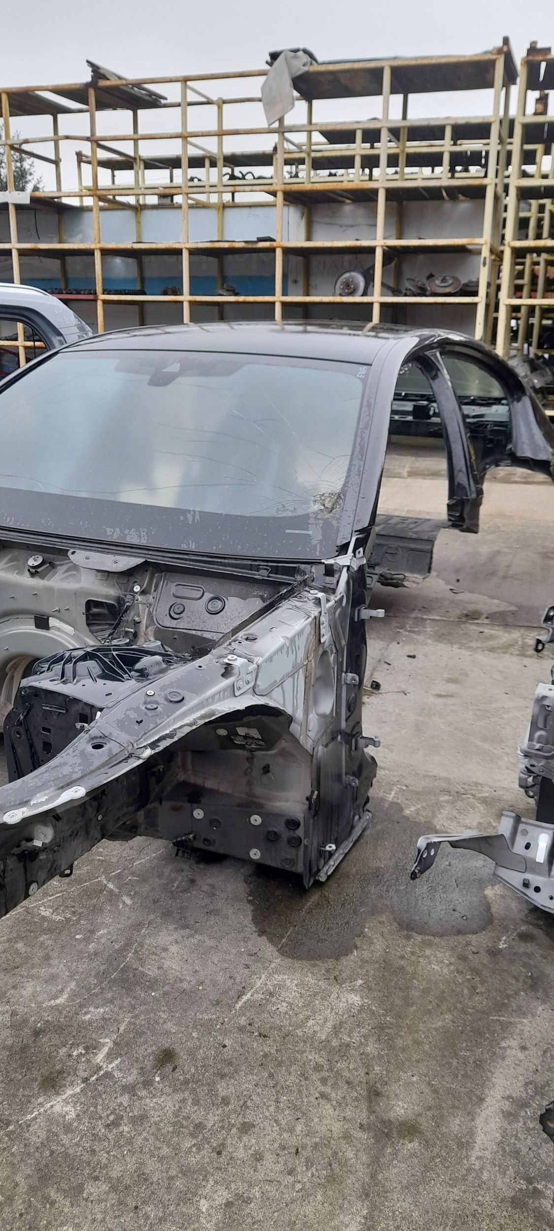 BMW 5 G30 G31 quarter front roof threshold
