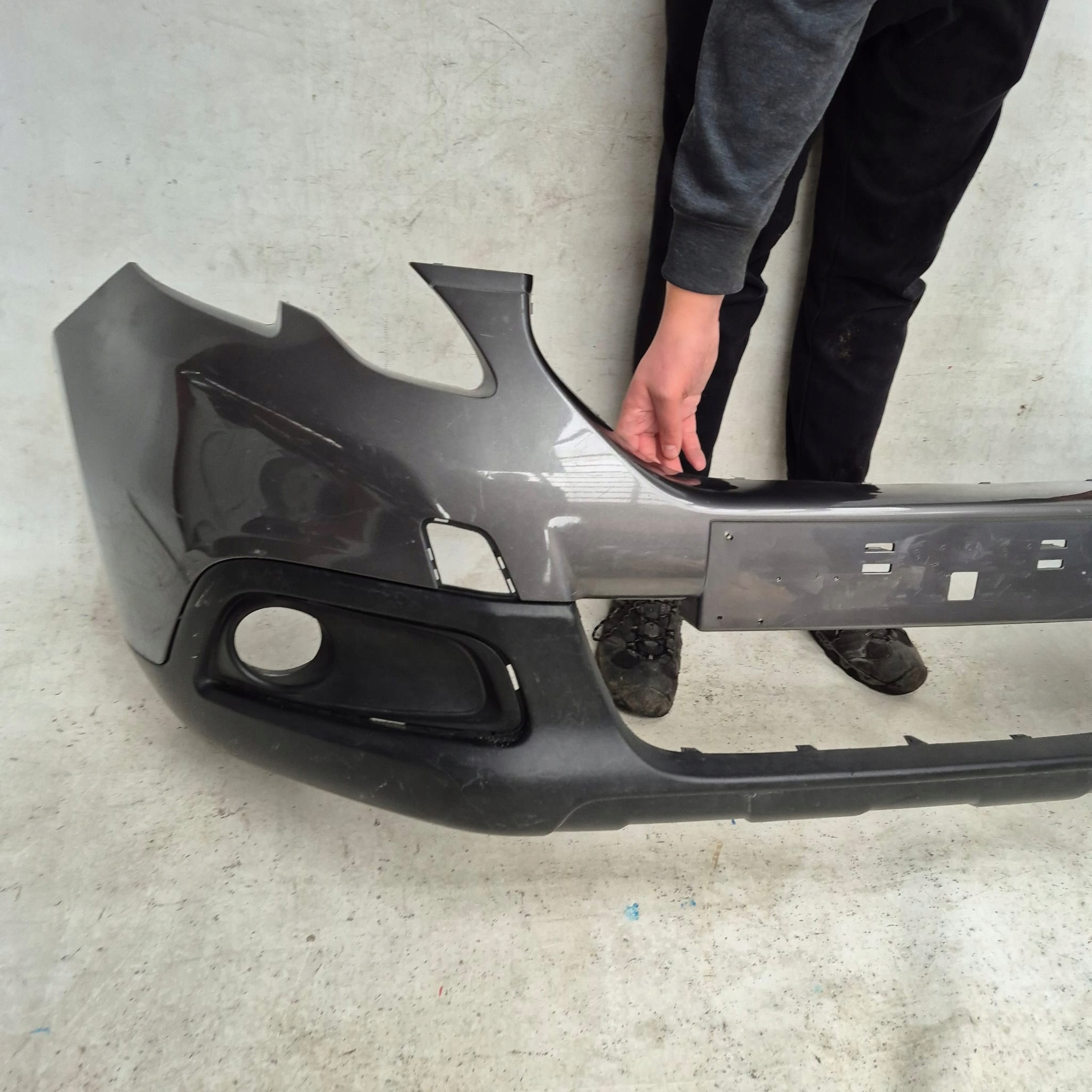 PEUGEOT 2008 and 13-16 bumper front front 9802521077