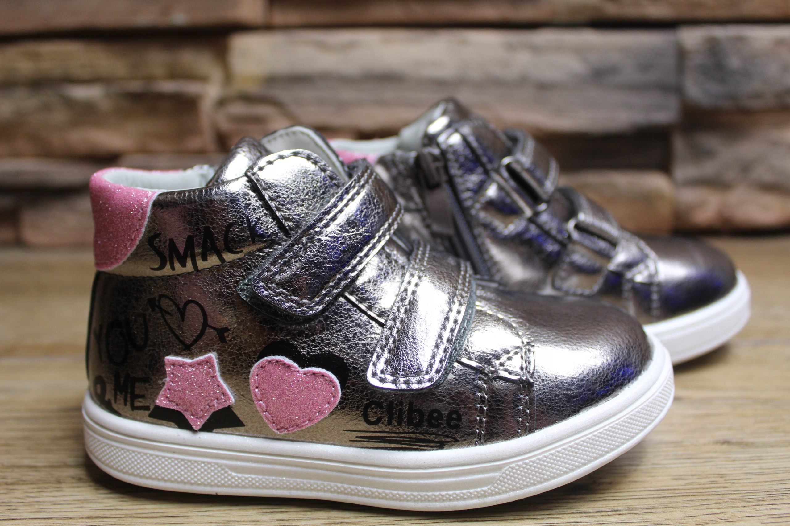 BUTY DZIEWCZĘCE PRZEJŚCIOWE PÓŁBUTY ROZ. 26 Płeć dziewczynki