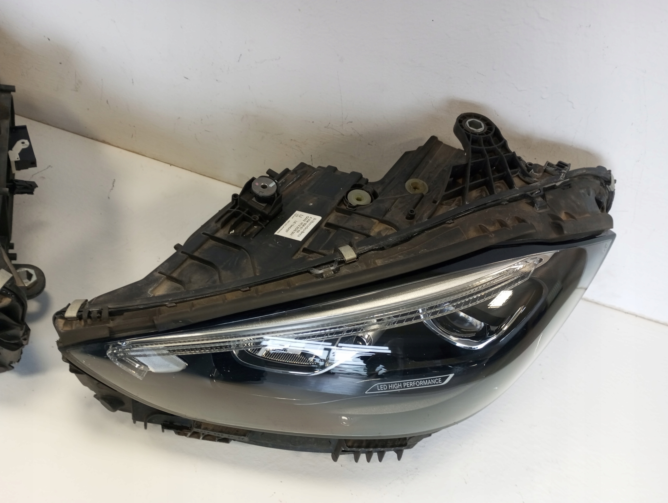 light left front MERCEDES W206 C KLASA A2069066104