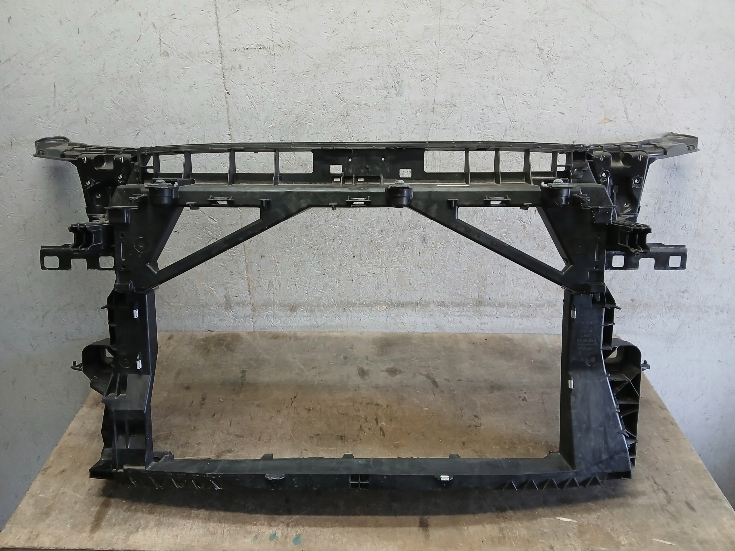 support panel for radiators AUDI A3 8Y 8Y0805588A