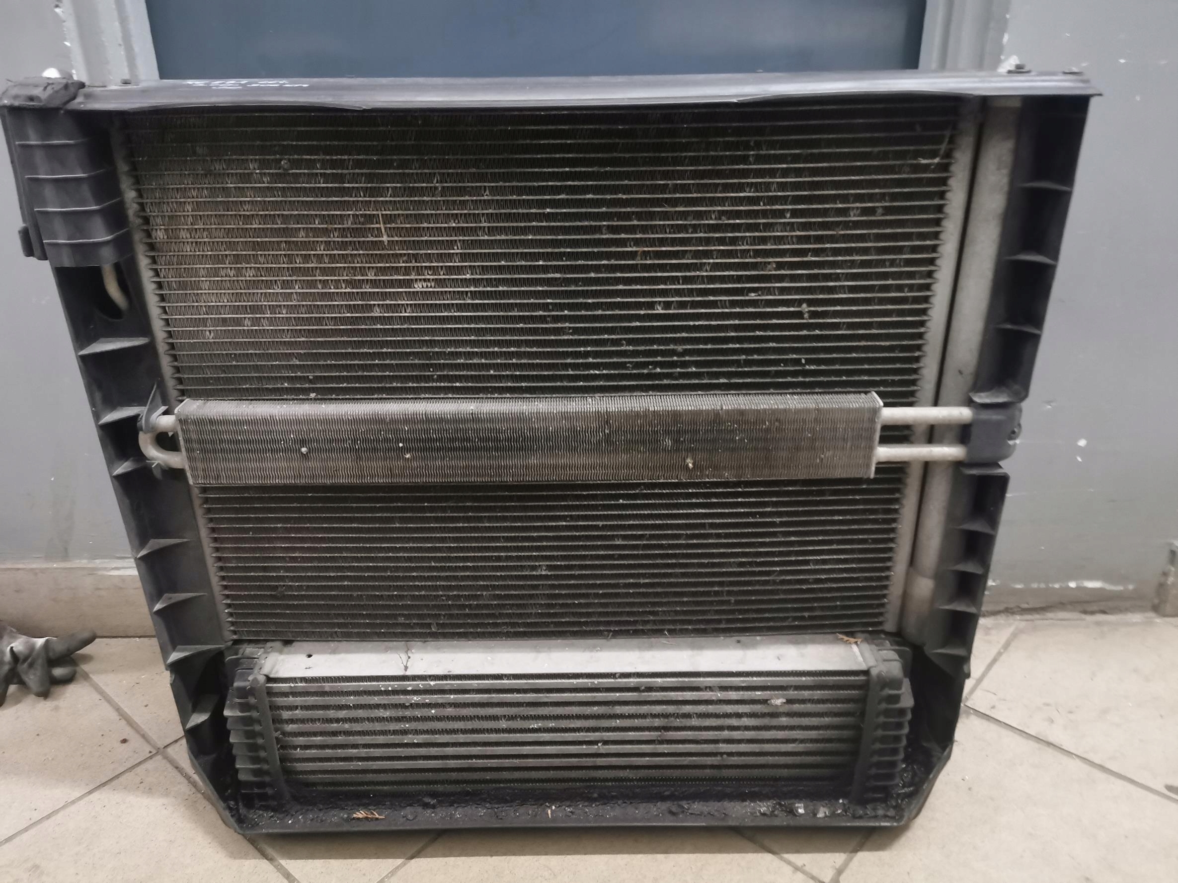 KOMPLET Radiateur BMW X6 E71 LCI 3.0D 306KM 7586775
