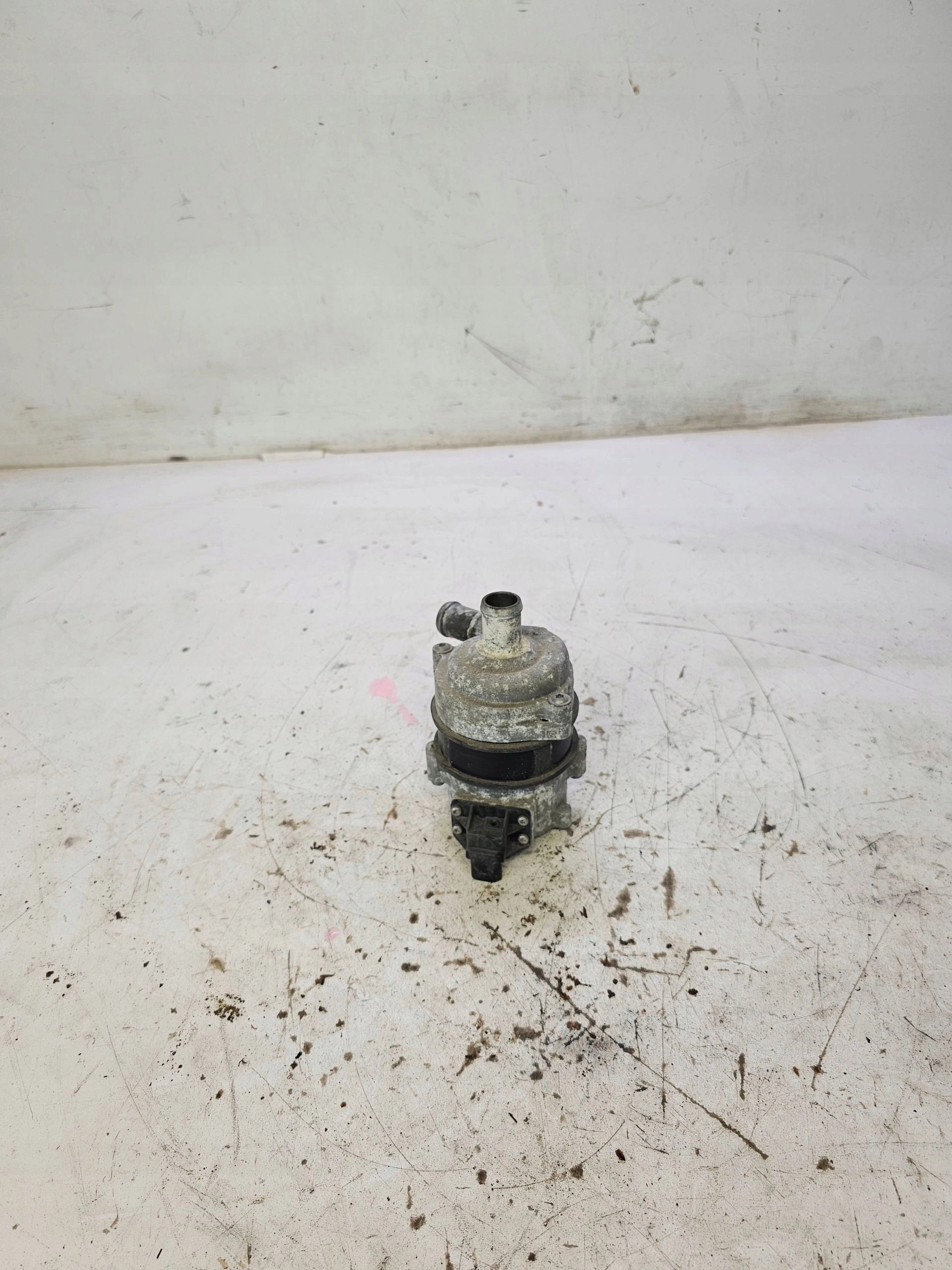supplementary water pump AUDI A4 A5 A6 A7 4H0965567A
