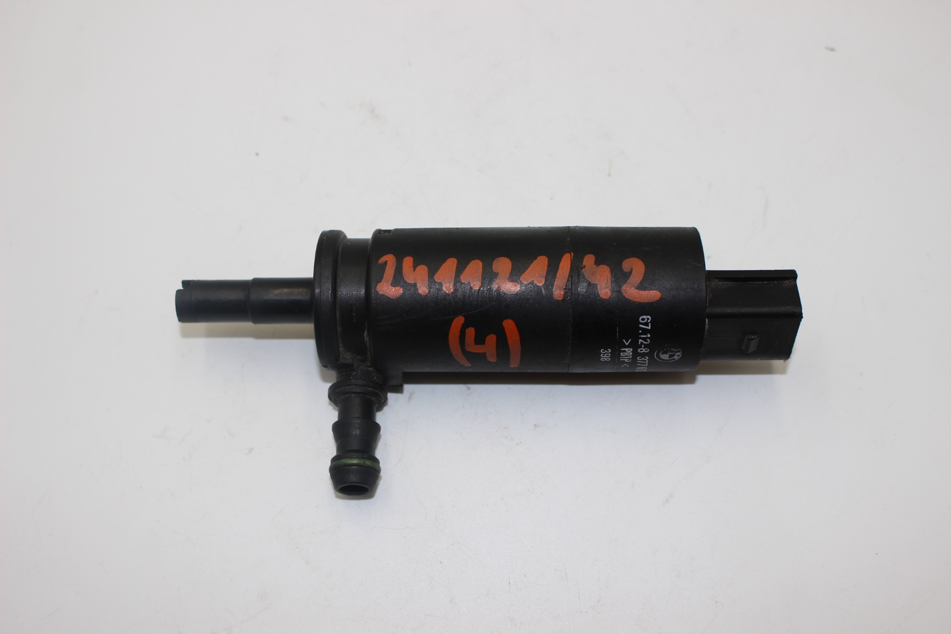 BMW E36 E38 E39 E46 E60 E63 E64 E65 Pompa LAVAFARI REFLEKTOROW 8377613