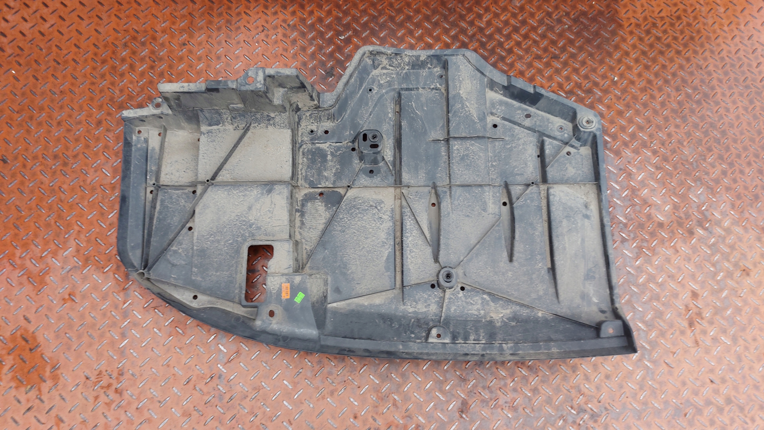 cover below bumper chassis rear rear part TOYOTA COROLLA E16 E18 13-19