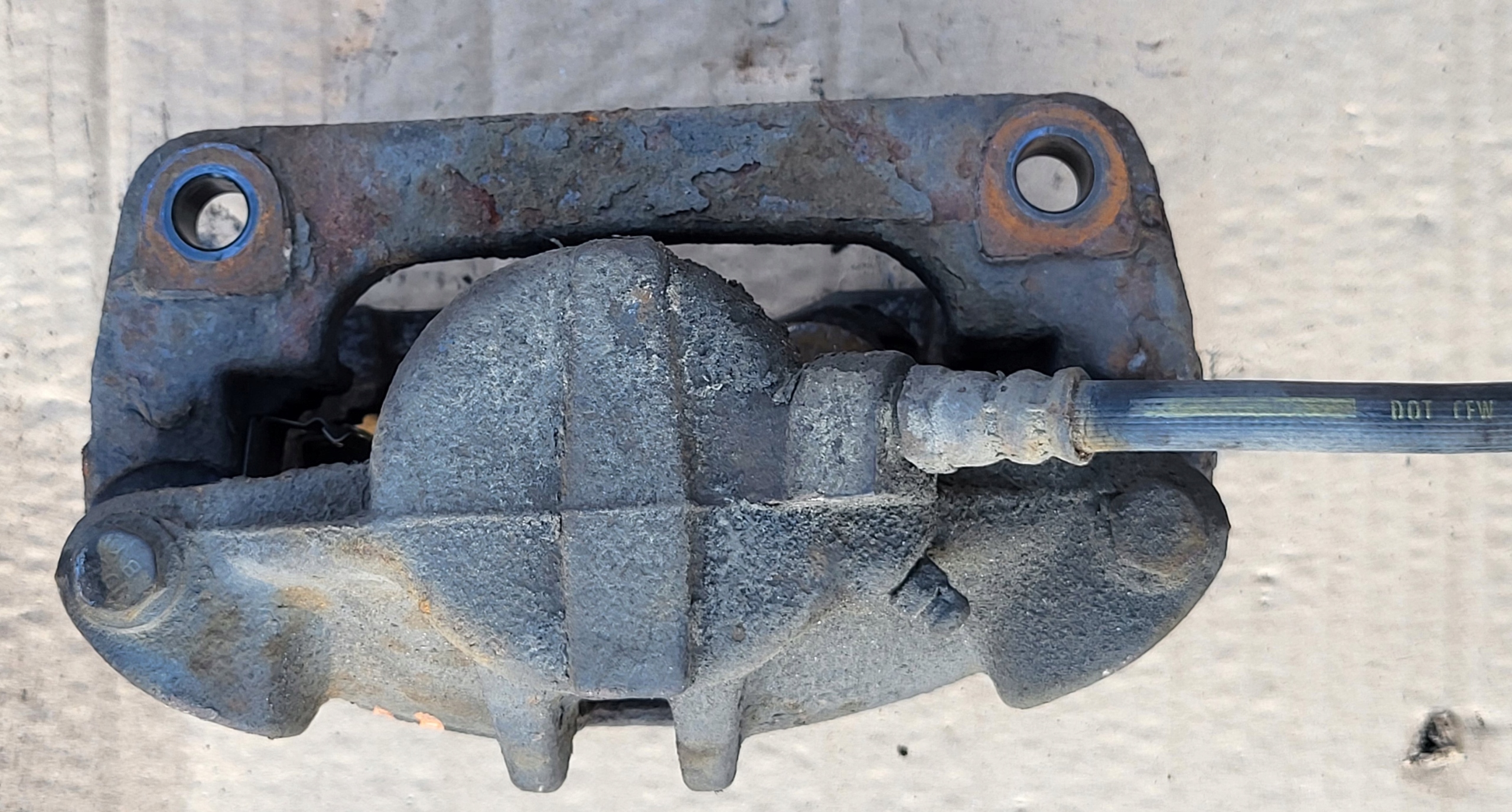 JARZMO caliper brake front left front L RENAULT SCENIC II 1.6 16V OE