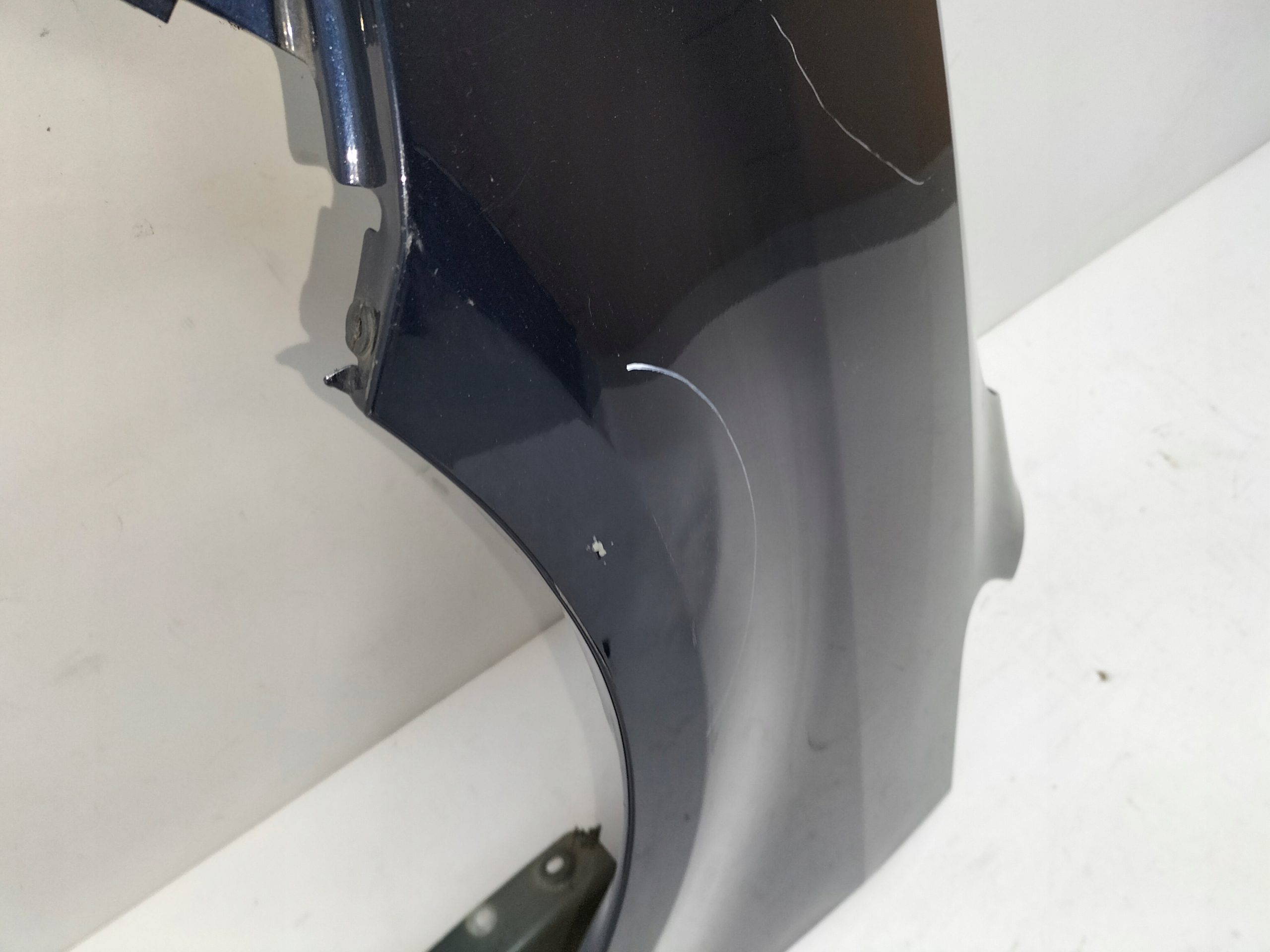fender front front left VW TOURAN II 1T0 10-15