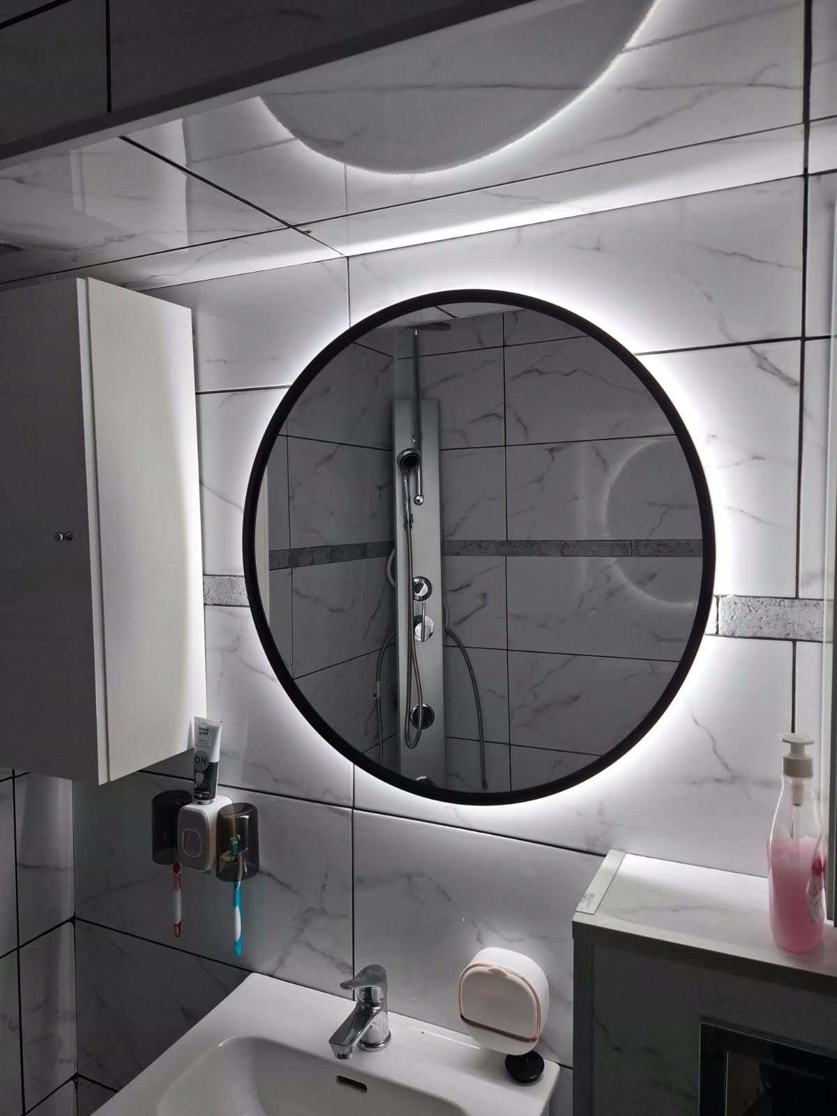 LUSTRO LED 70 OKRĄGŁE CZARNA RAMA PODŚWIETLANE LOFT ŁAZIENKOWE KOŁO LOFTOWE Grubość szkła 4 mm