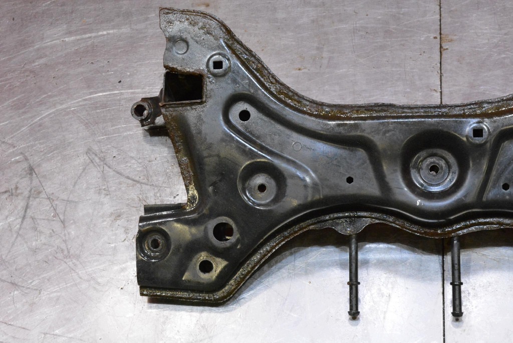 axle beam sider subframe axle beam front VW UP 1 and 1.0 12V 60 KM 11-20