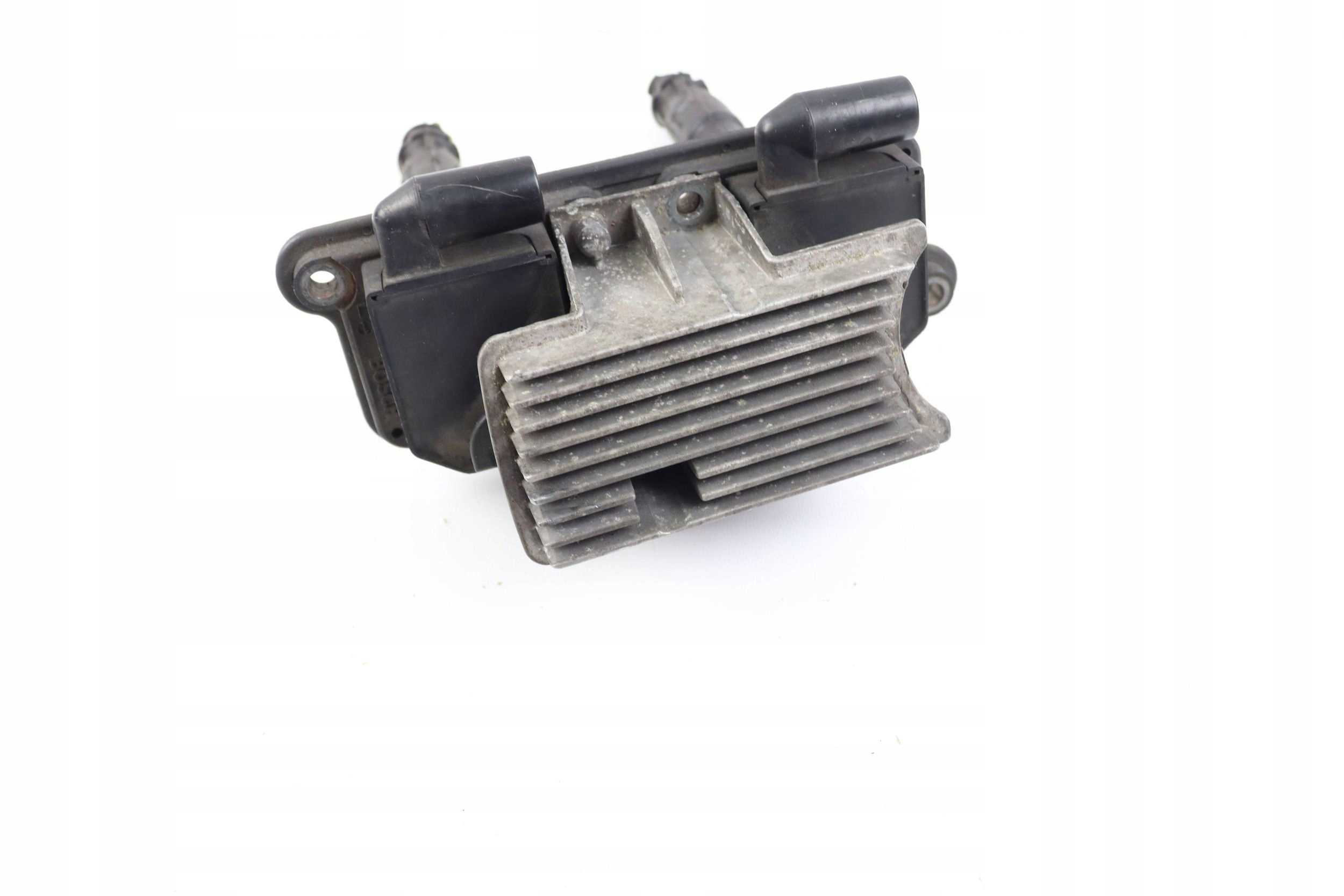 AUDI A4 B5 Bobine d’allumage BOSCH 1.8 058905105A