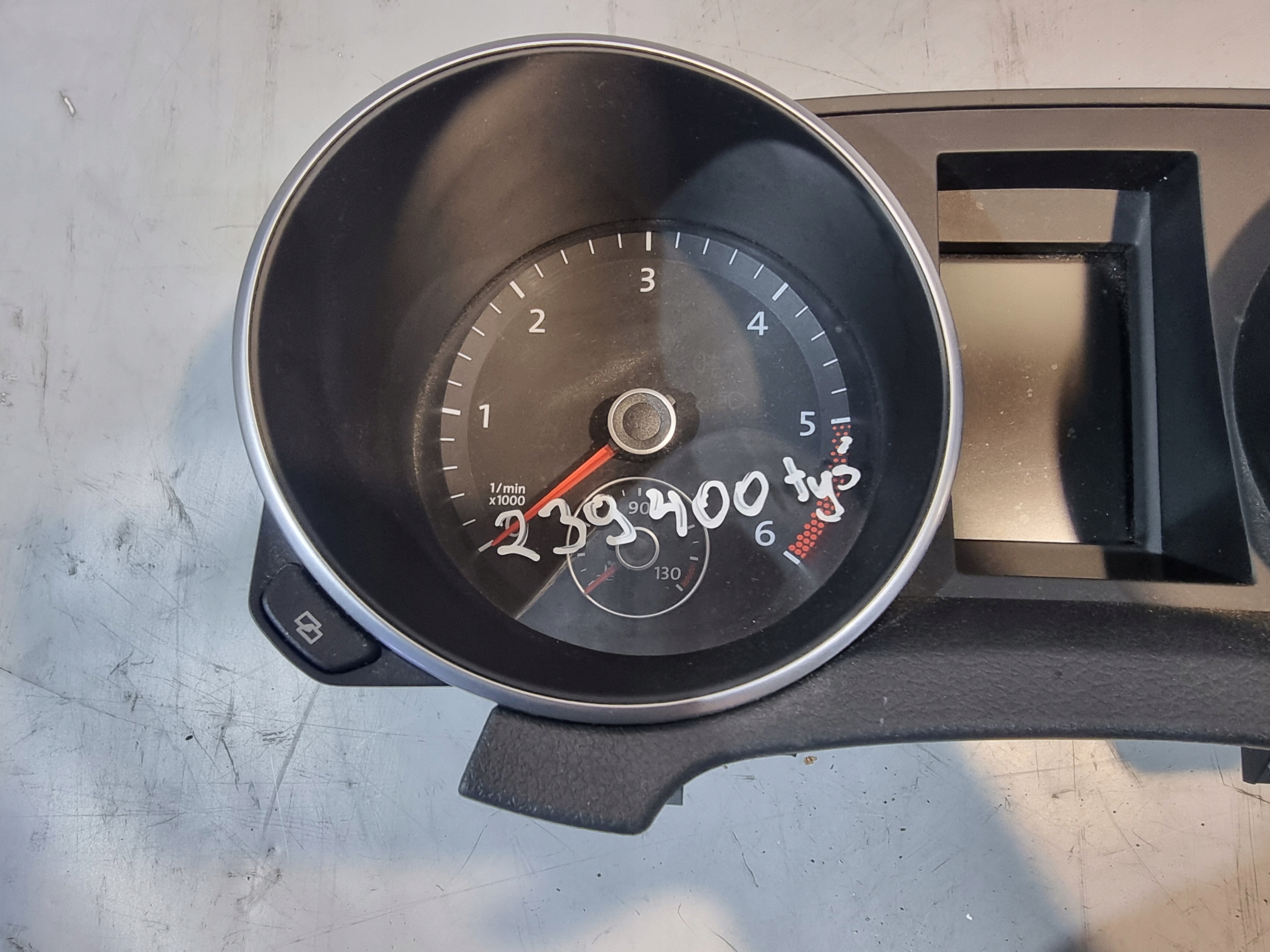 dials dials OE 5K0920871A VW GOLF VI HB 5D 1.6 TDI 10r