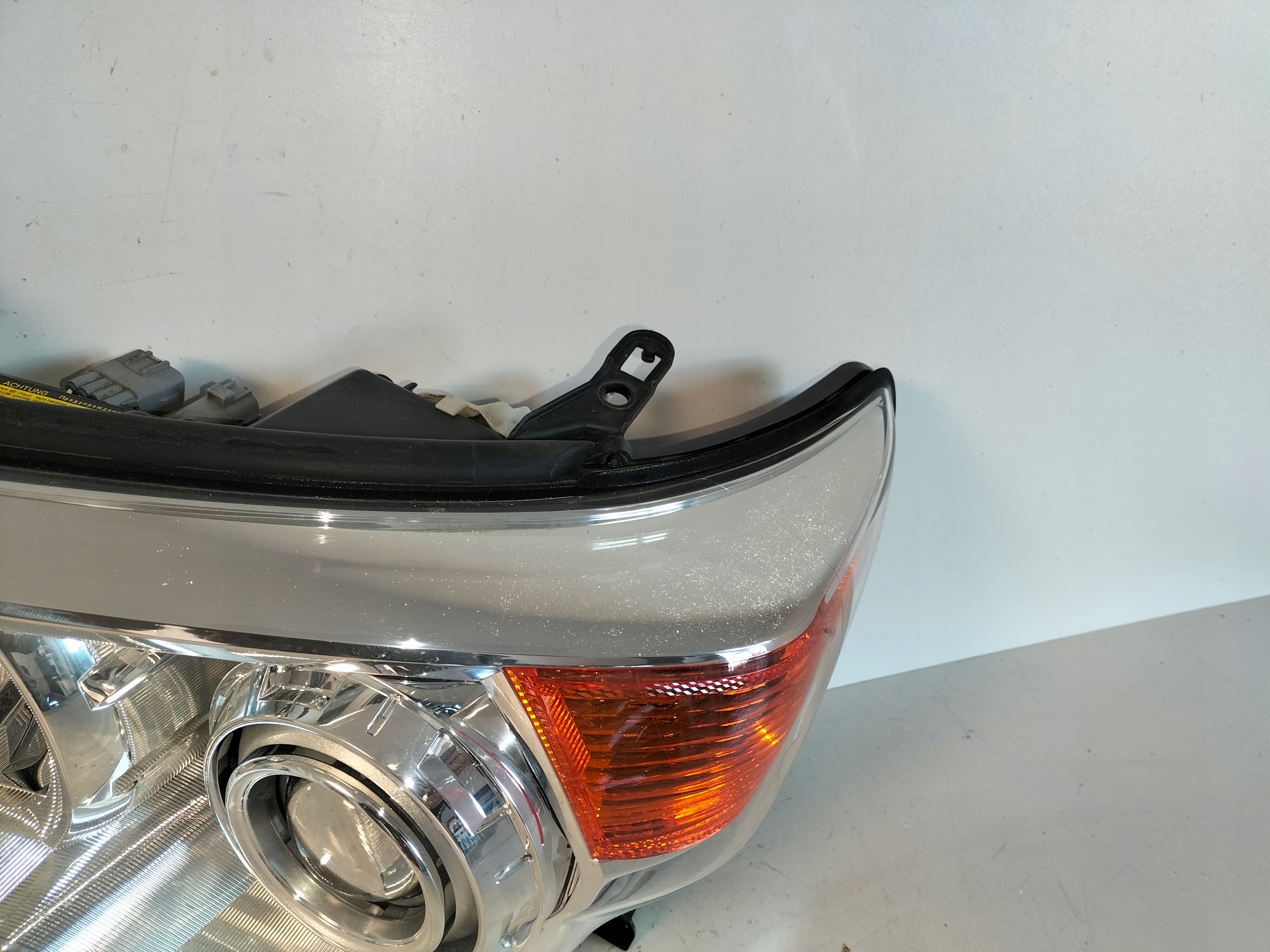 light front reflektor left TOYOTA LAND CRUISER J200 12-15 XENON