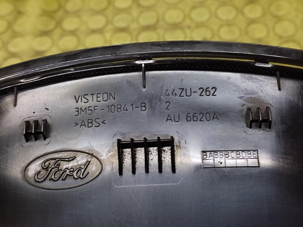 FORD C-MAX dials 3M5T10849GJ