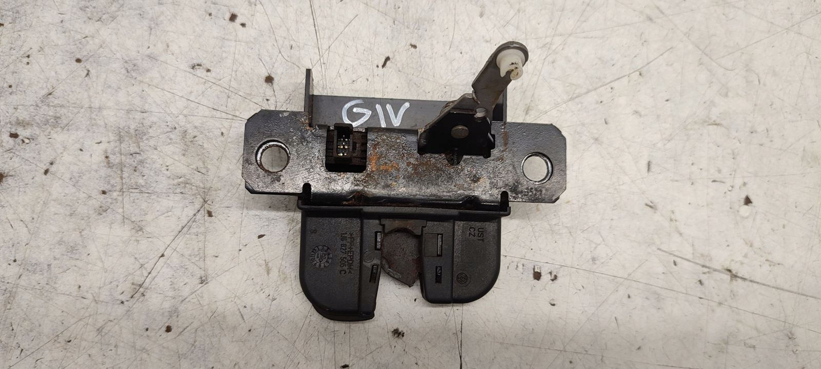 lock bonnet boot VW Golf IV 1,9 TDI