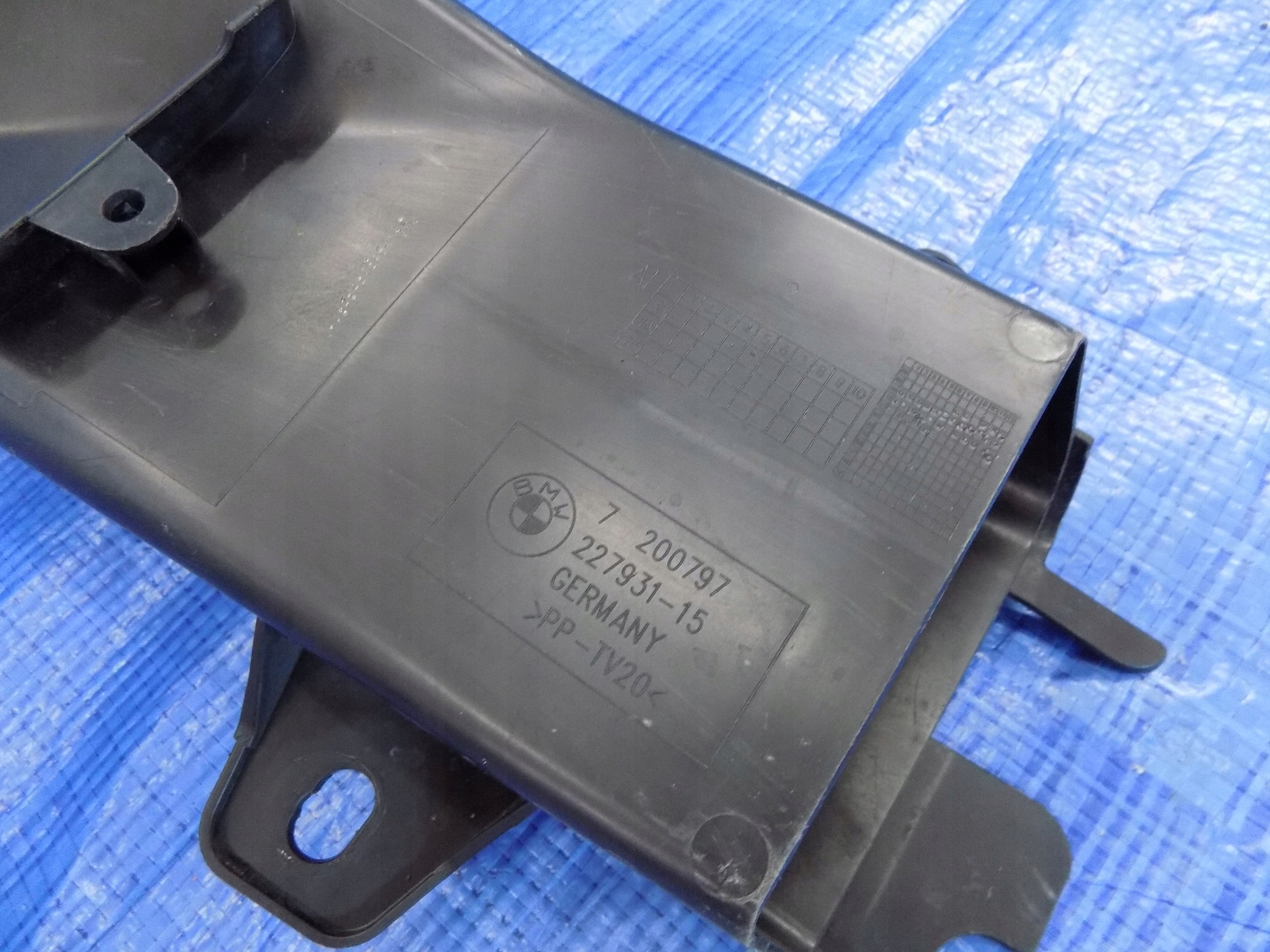 wiring air drain intake left front BMW 5 F10 2012R 3,0B
