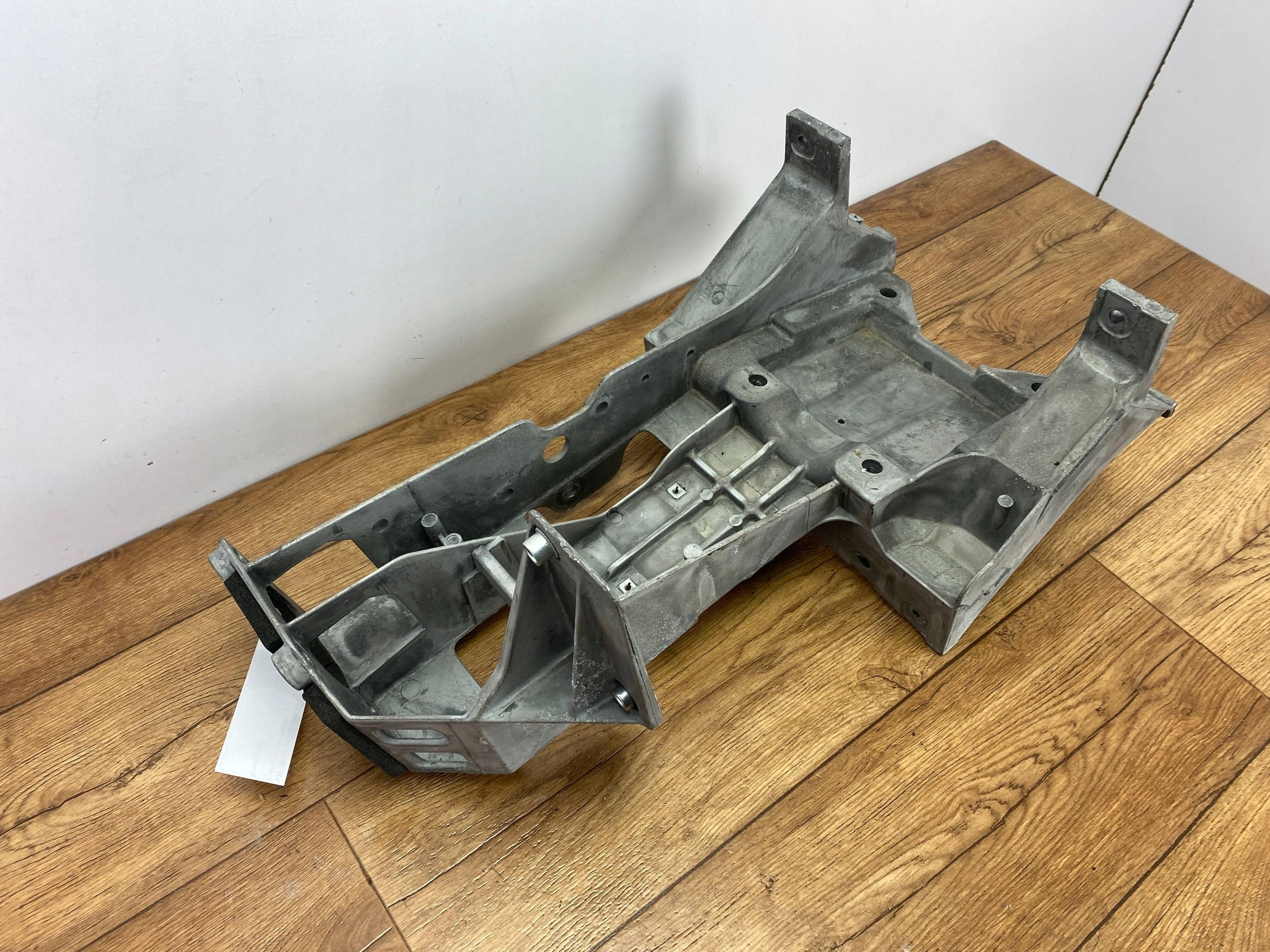 Support plaque pedalow Chevrolet Corvette C6 2005+