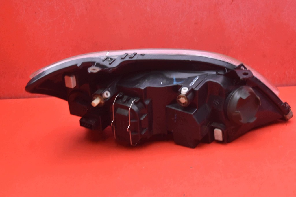 REFLEKTOR left light front EU 08-212-11D1L TOYOTA COROLLA IX E12 00-08
