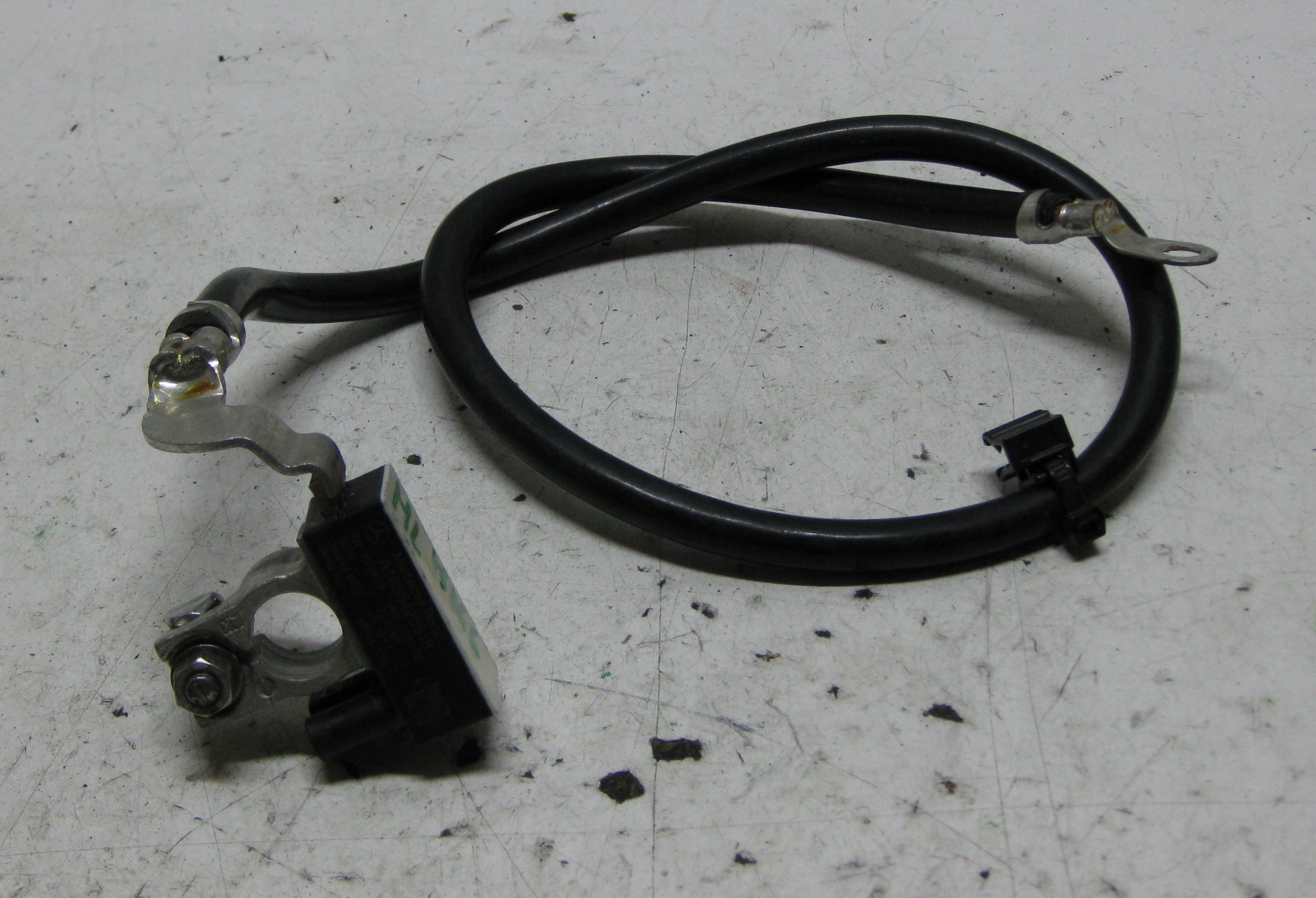 MERCEDES ML W166 3.0 CDI 12R Batteriemanagement Sensor A1665420518