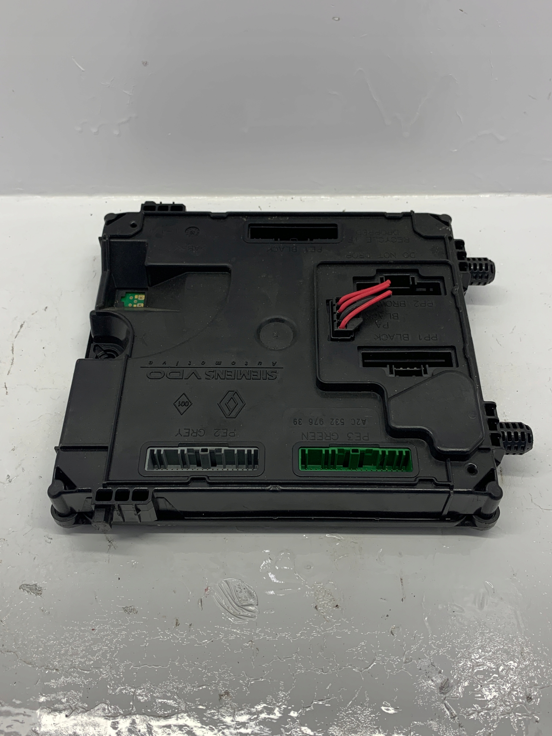 module control unit BCM 284B17665R RENAULT
