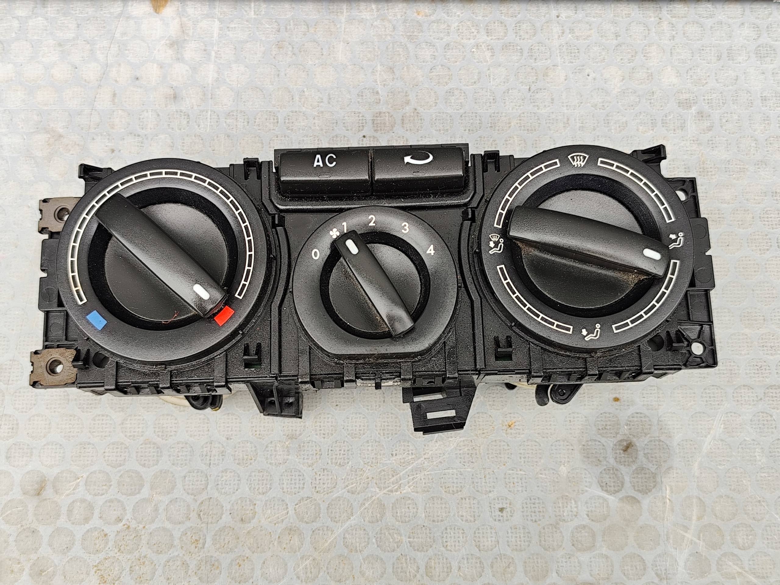 VW T5 COMANDI CLIMA Controllo BOCCHETTE 2.5 TDI 7H0820045R9B9