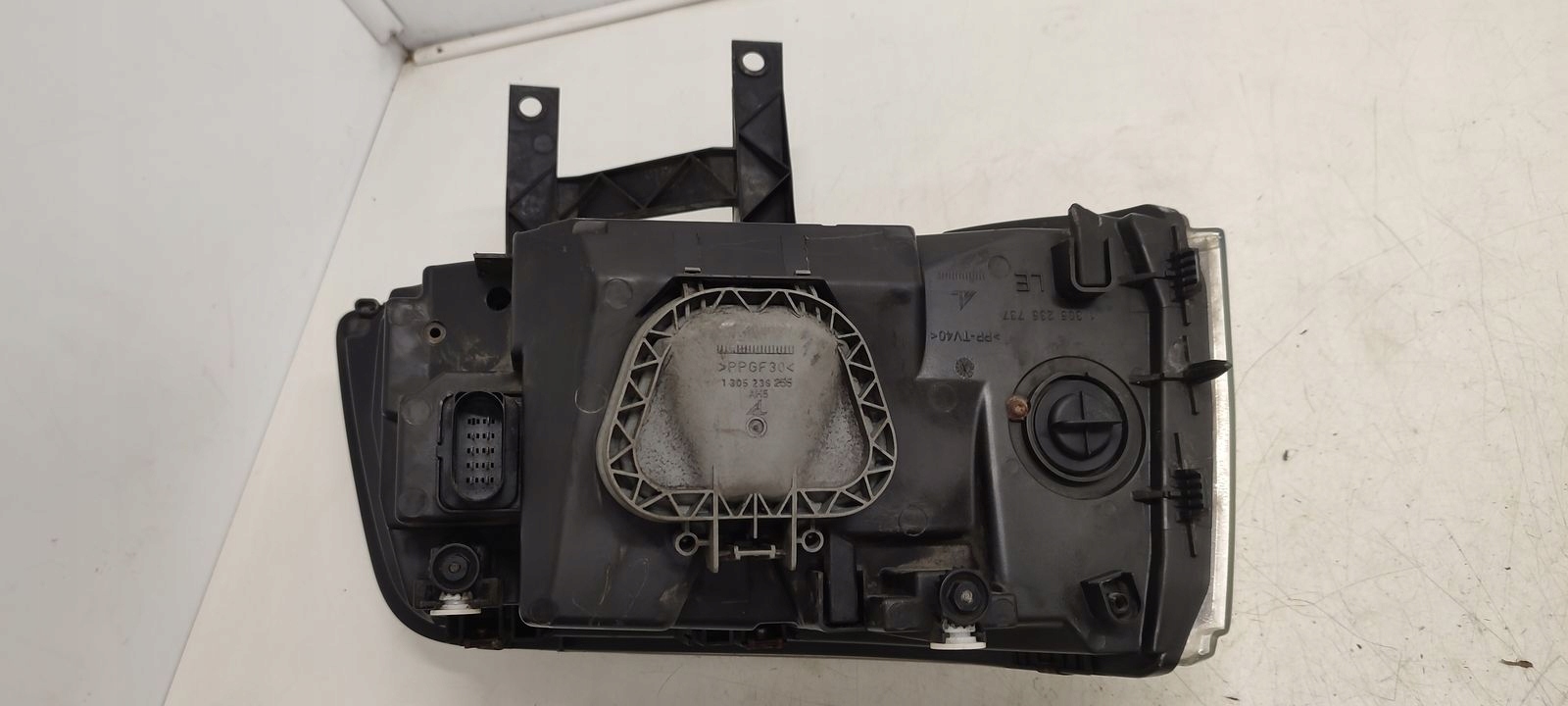light front front left VW T5