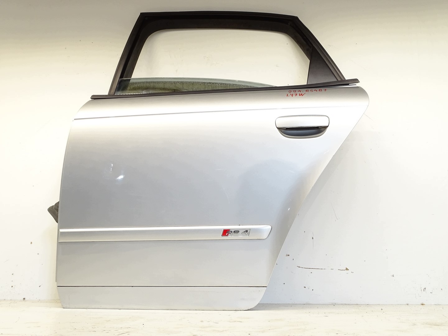 door left rear part left rear. AUDI RS4 B7 sedan LY7W