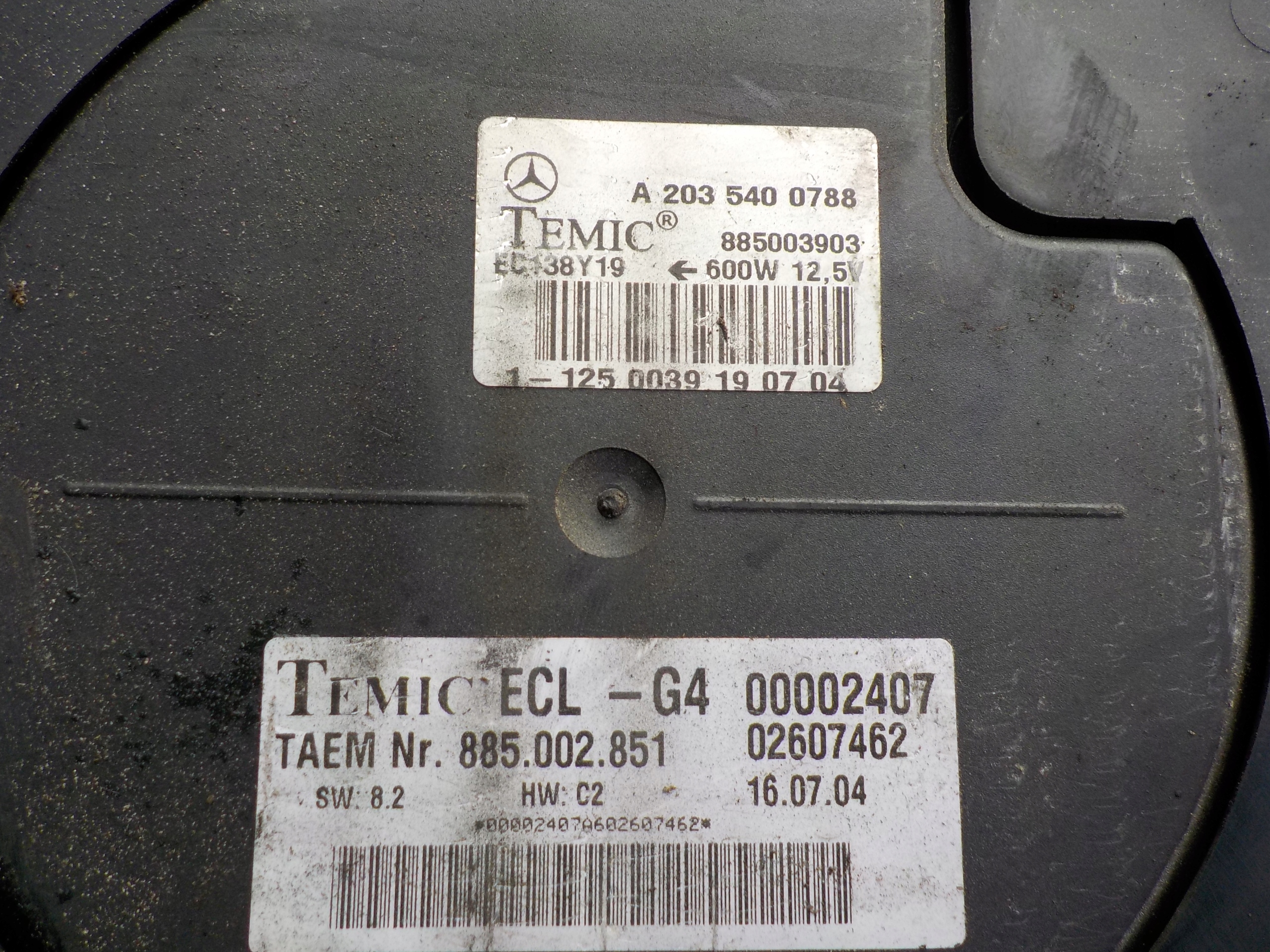 MERCEDES-BENZ class C W203 2.2 CDI fan module radiator A2035001693