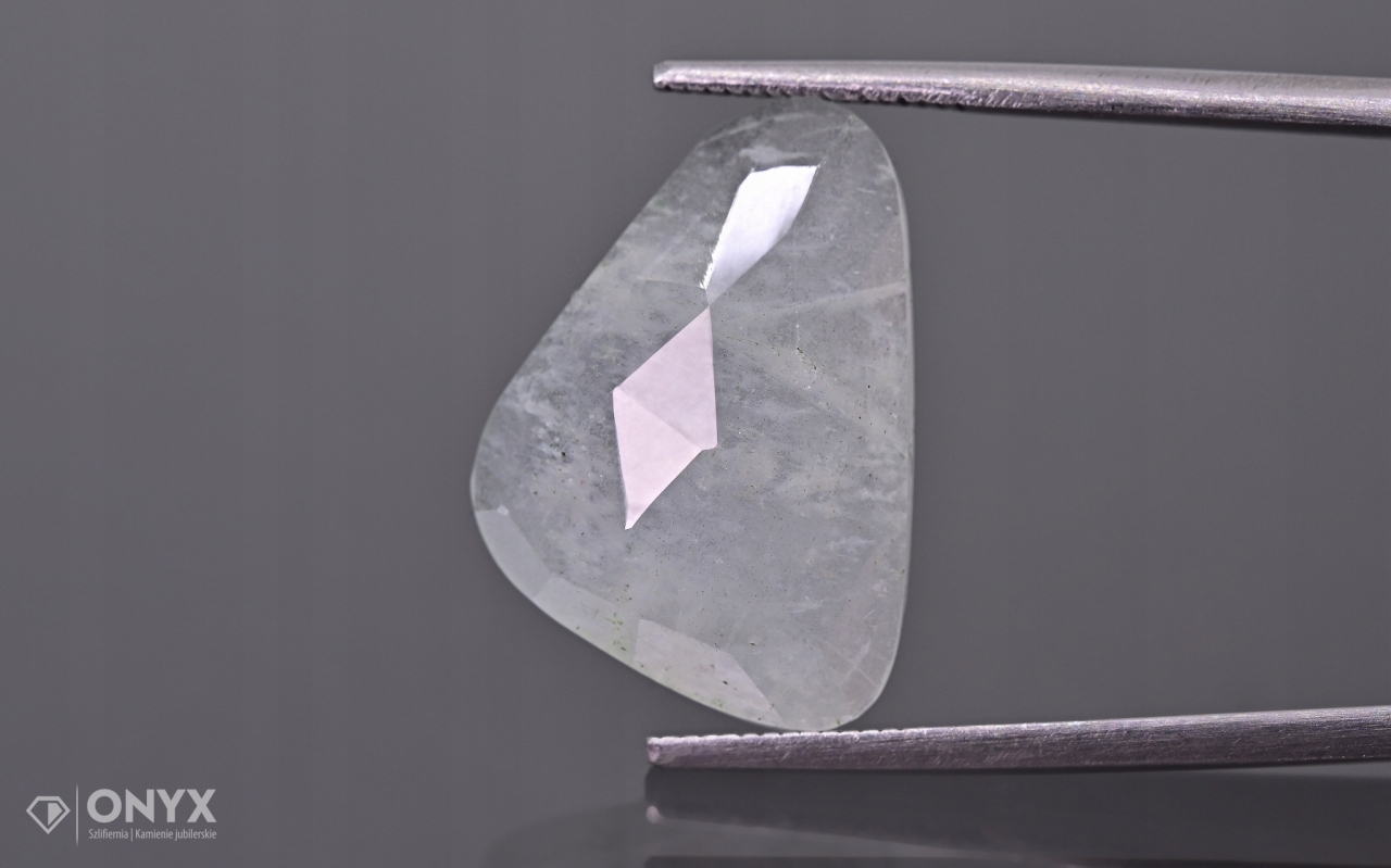 Akvamarín fasetovaná nepravidelná rozeta 19,5x13,5