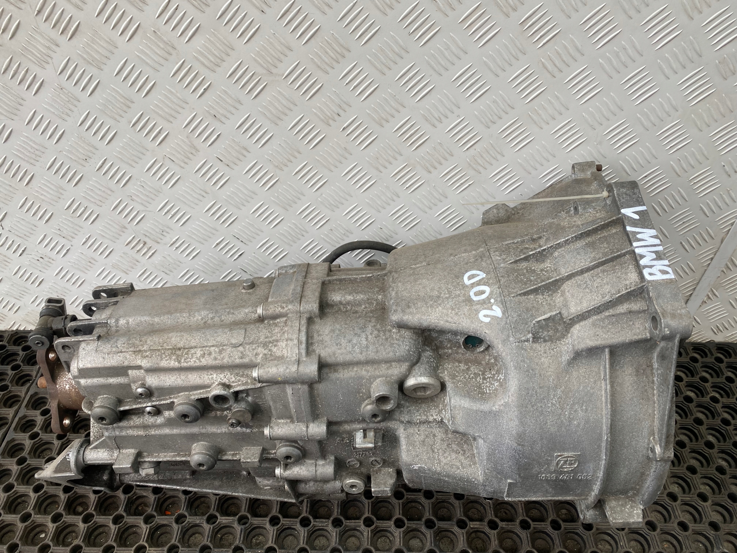 BMW 1 E87 E81 2.0D M47 gearbox, manual 10694401052 OE
